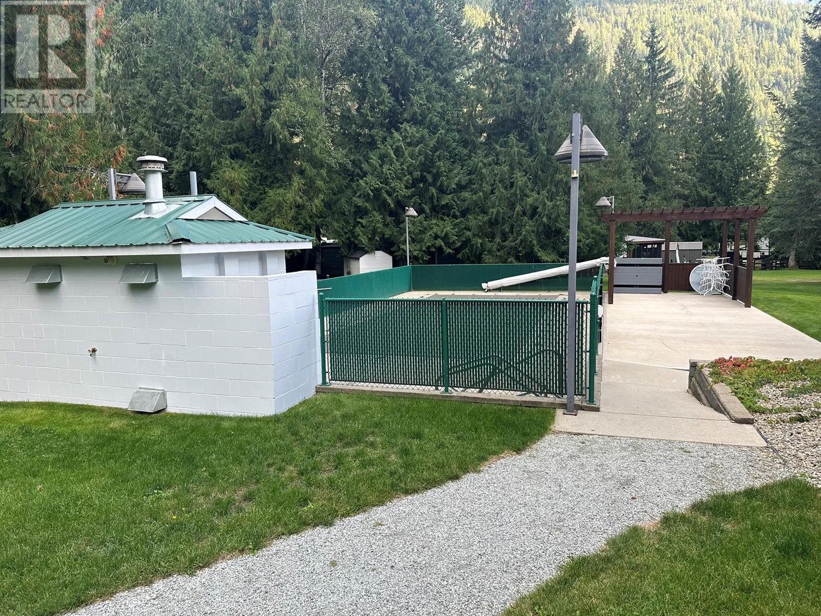 












2202 Mabel Lake Road Unit# 127

,
Enderby,







British Columbia
V0E1V5


