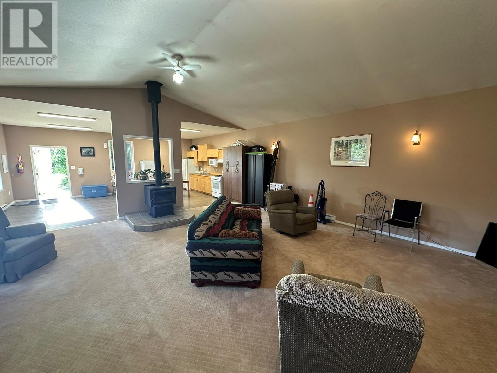 












2202 Mabel Lake Road Unit# 127

,
Enderby,







British Columbia
V0E1V5

