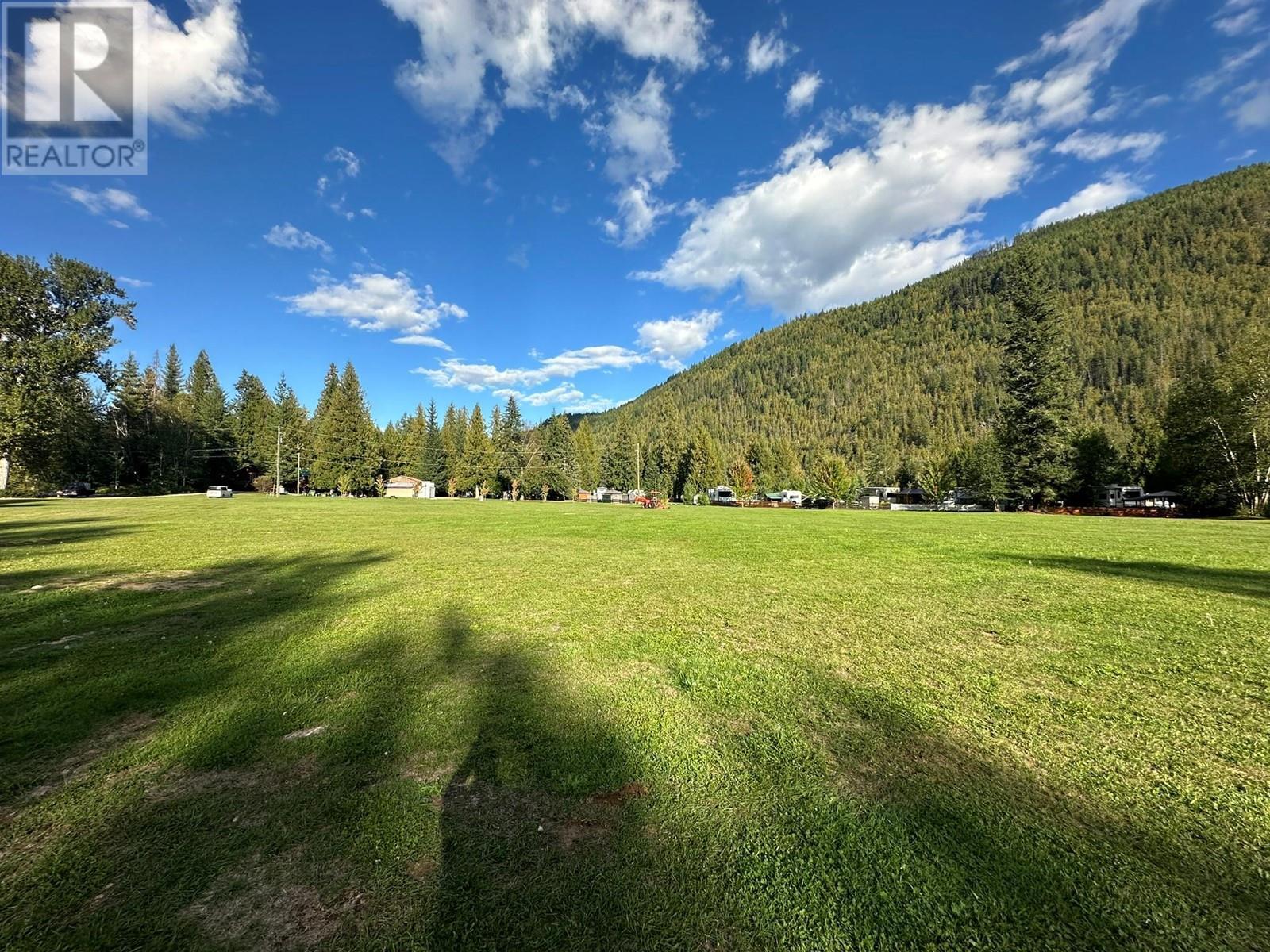 












2202 Mabel Lake Road Unit# 127

,
Enderby,







British Columbia
V0E1V5

