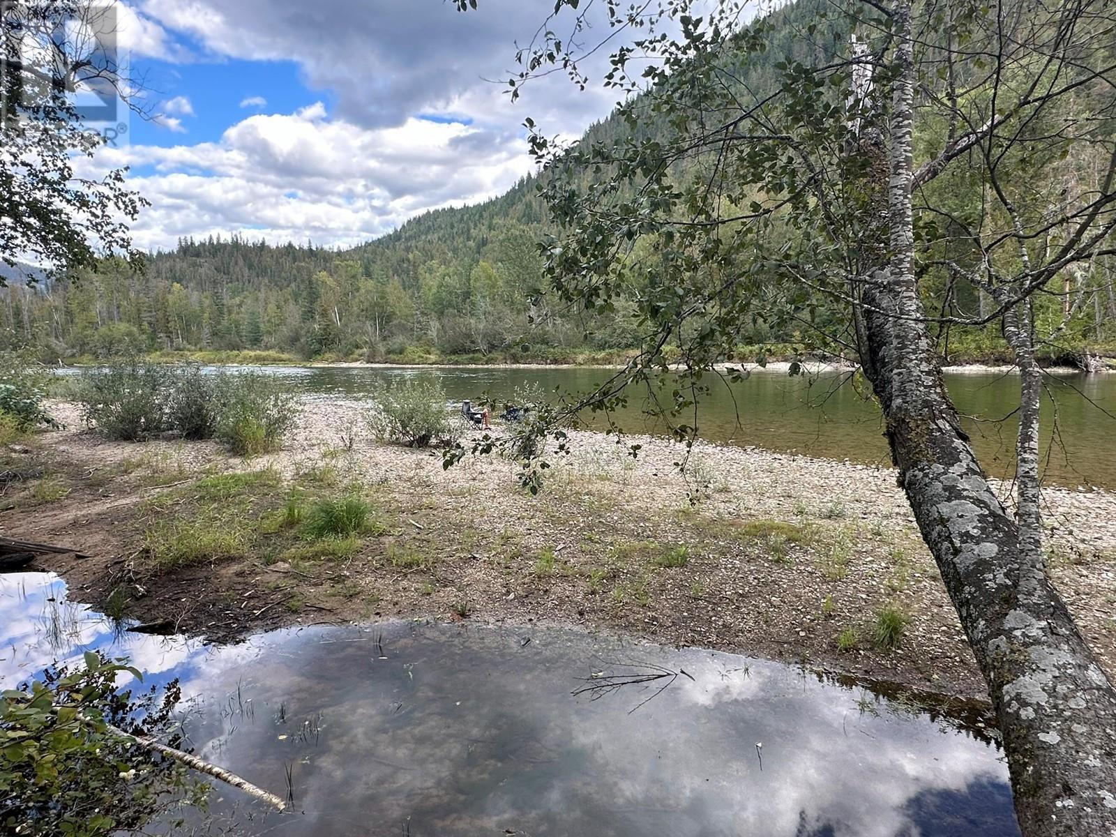 












2202 Mabel Lake Road Unit# 127

,
Enderby,







British Columbia
V0E1V5

