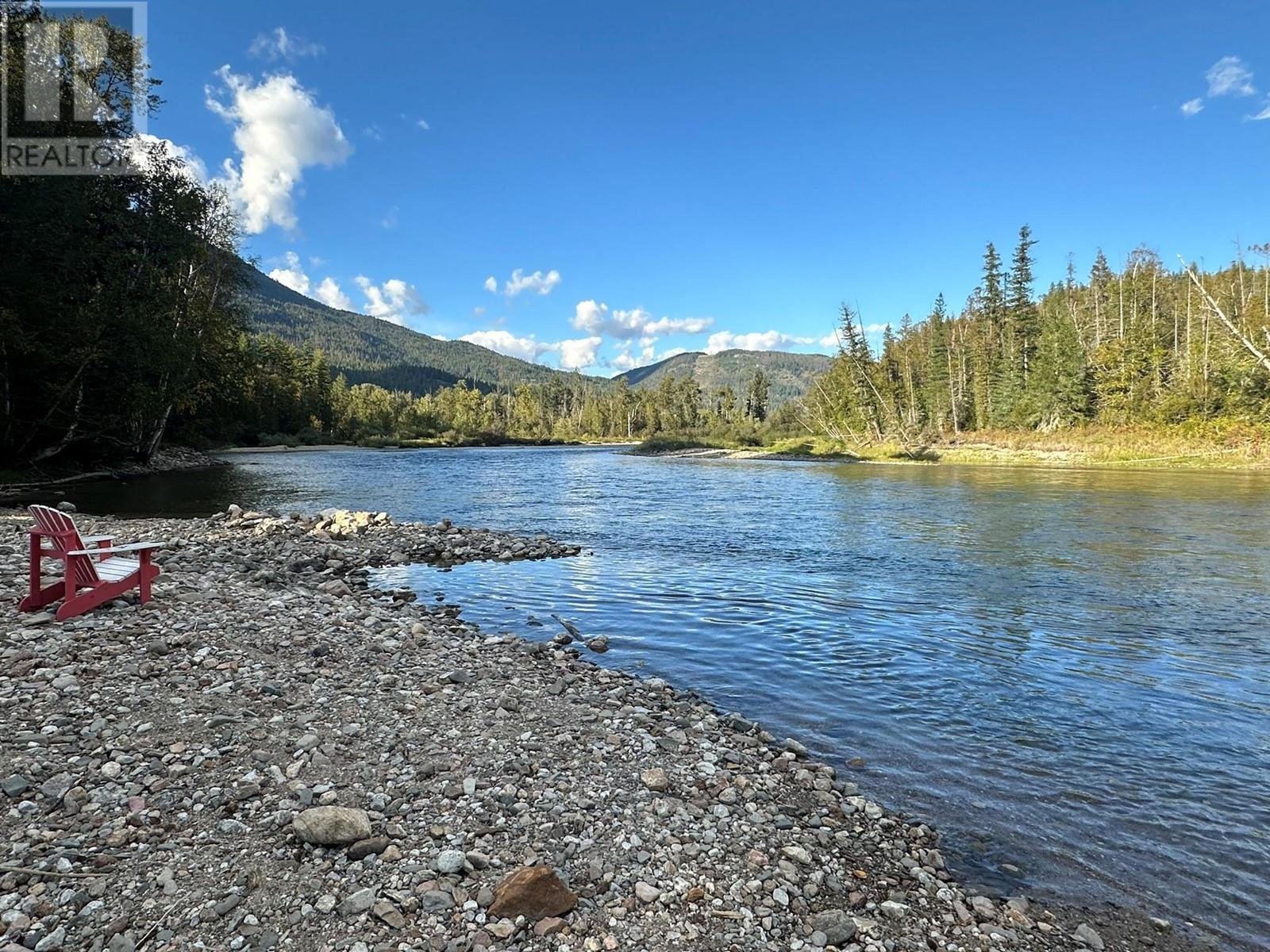 












2202 Mabel Lake Road Unit# 127

,
Enderby,







British Columbia
V0E1V5

