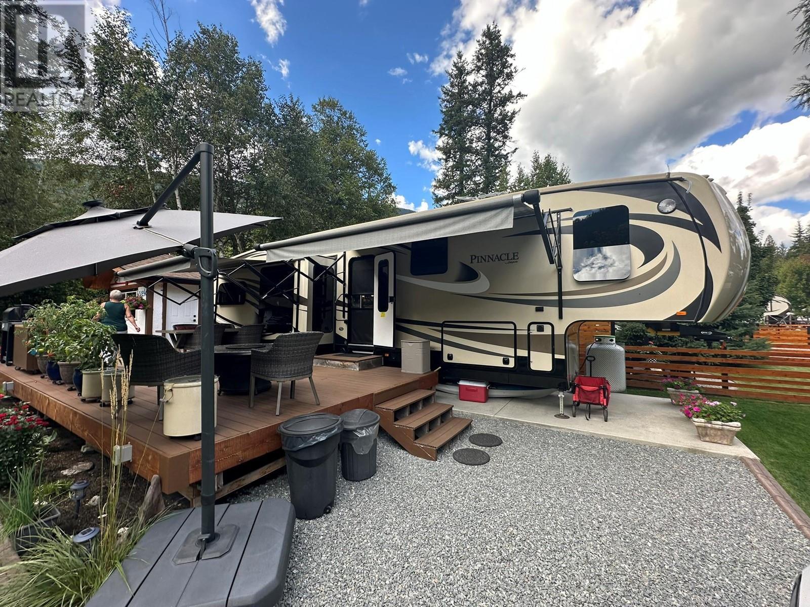 












2202 Mabel Lake Road Unit# 127

,
Enderby,







British Columbia
V0E1V5


