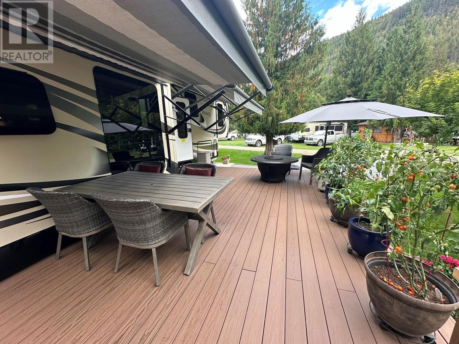 












2202 Mabel Lake Road Unit# 127

,
Enderby,







British Columbia
V0E1V5


