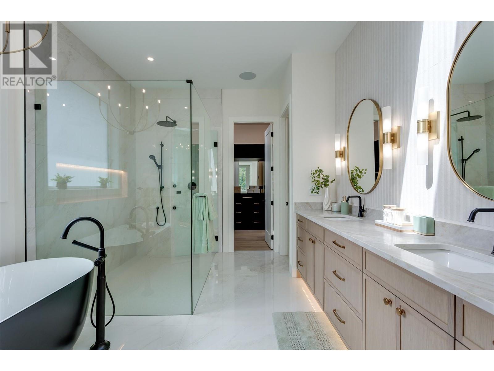 












1017 Carnoustie Drive Lot# 2

,
Kelowna,




British Columbia
V1P0A3

