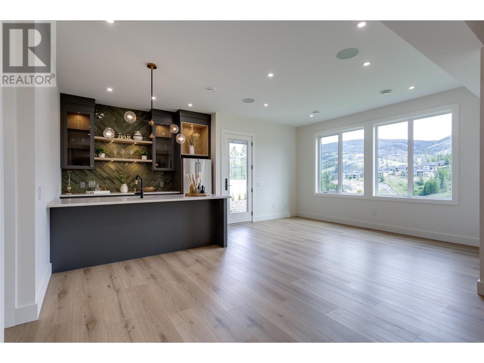 












1017 Carnoustie Drive Lot# 2

,
Kelowna,




British Columbia
V1P0A3

