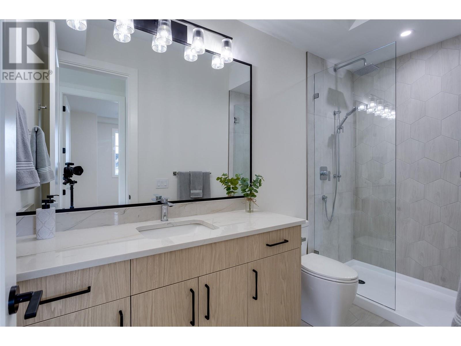 












1017 Carnoustie Drive Lot# 2

,
Kelowna,




British Columbia
V1P0A3

