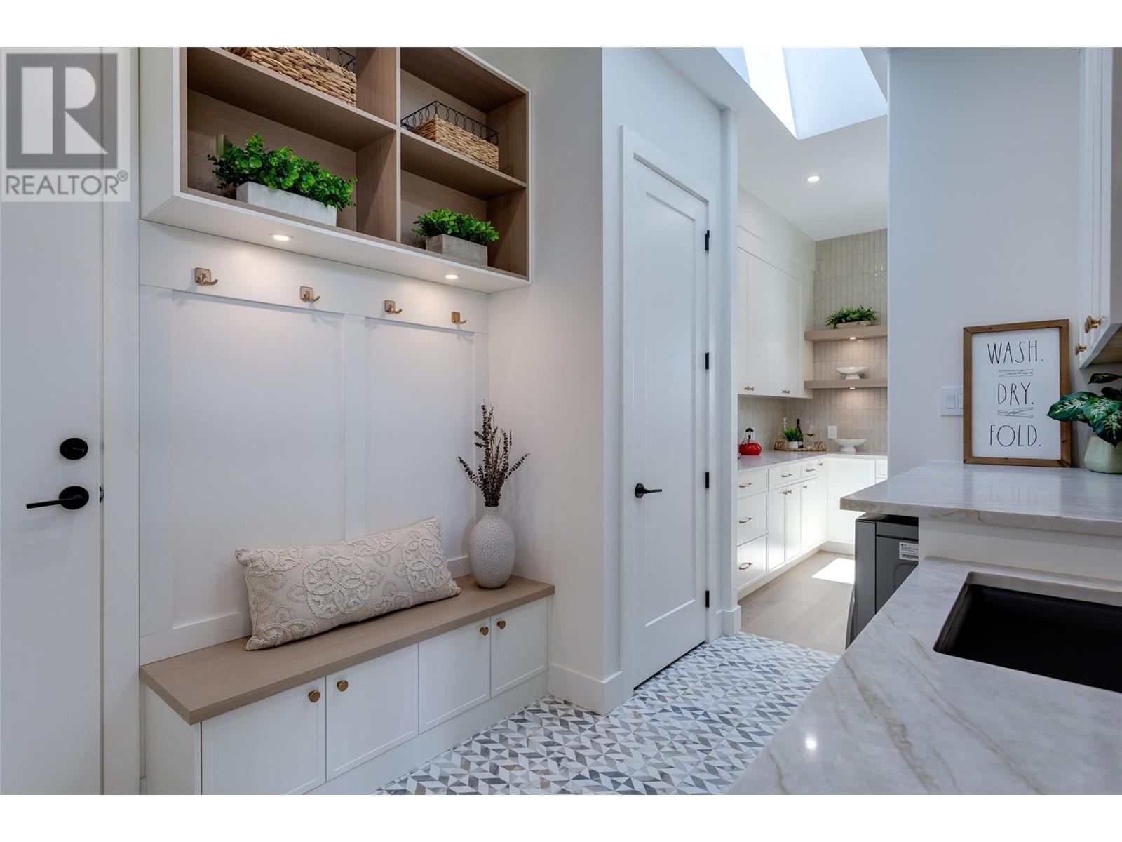 












1017 Carnoustie Drive Lot# 2

,
Kelowna,




British Columbia
V1P0A3


