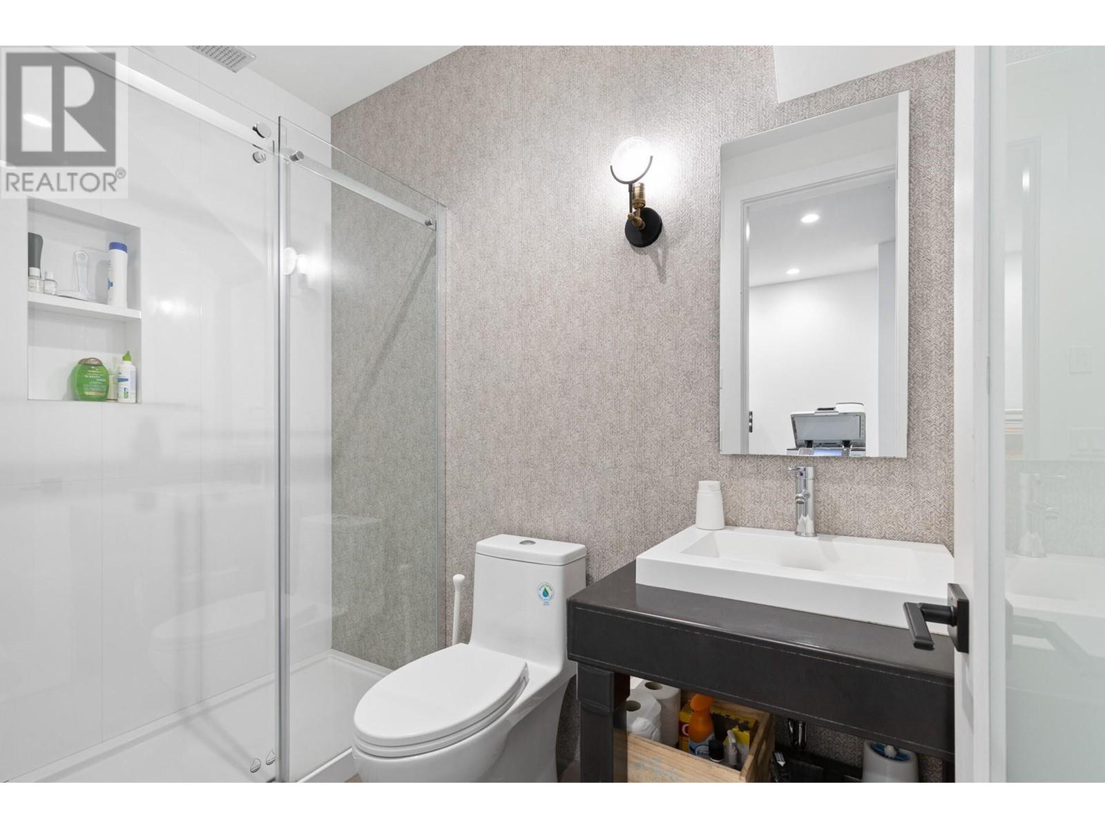 












1462 Rocky Point Drive

,
Kelowna,




British Columbia
V1V3E3

