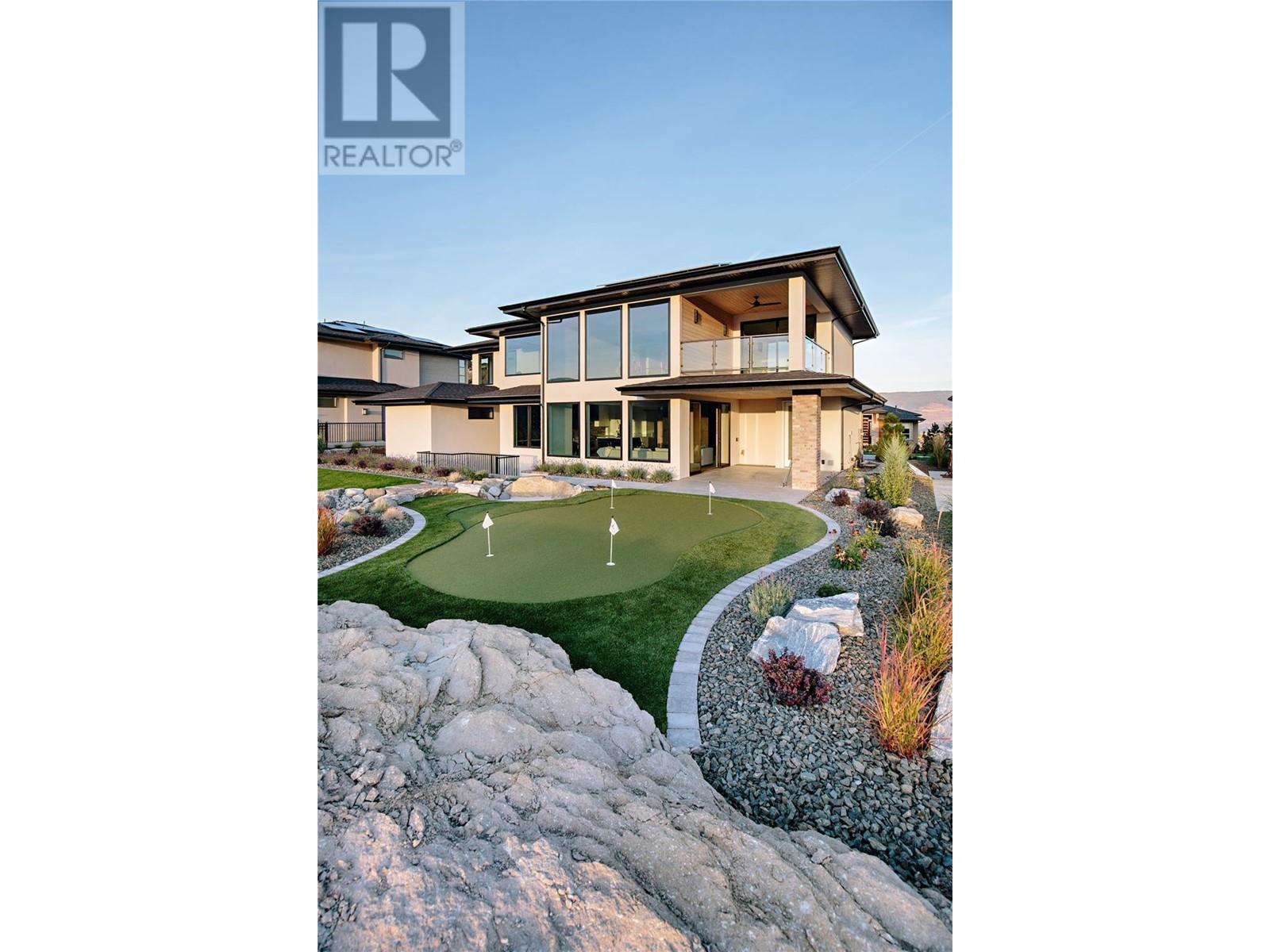 












1462 Rocky Point Drive

,
Kelowna,




British Columbia
V1V3E3

