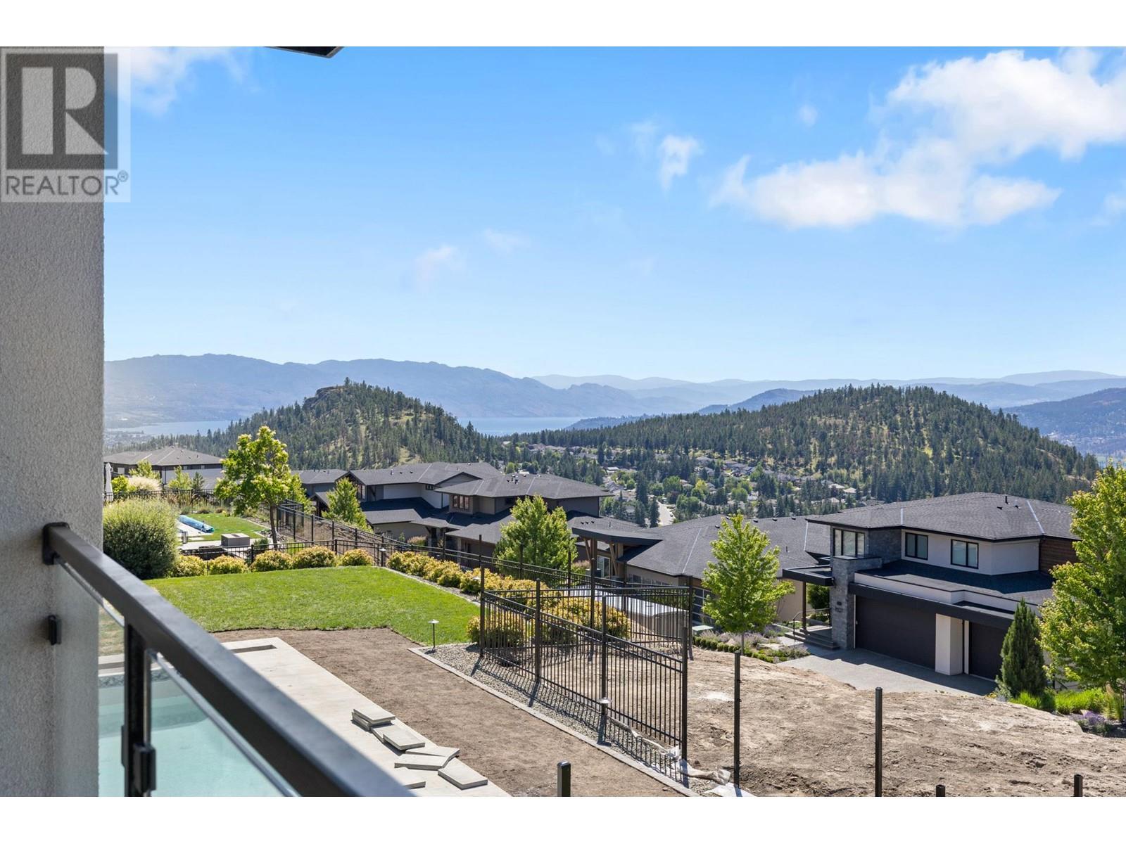 












1462 Rocky Point Drive

,
Kelowna,




British Columbia
V1V3E3

