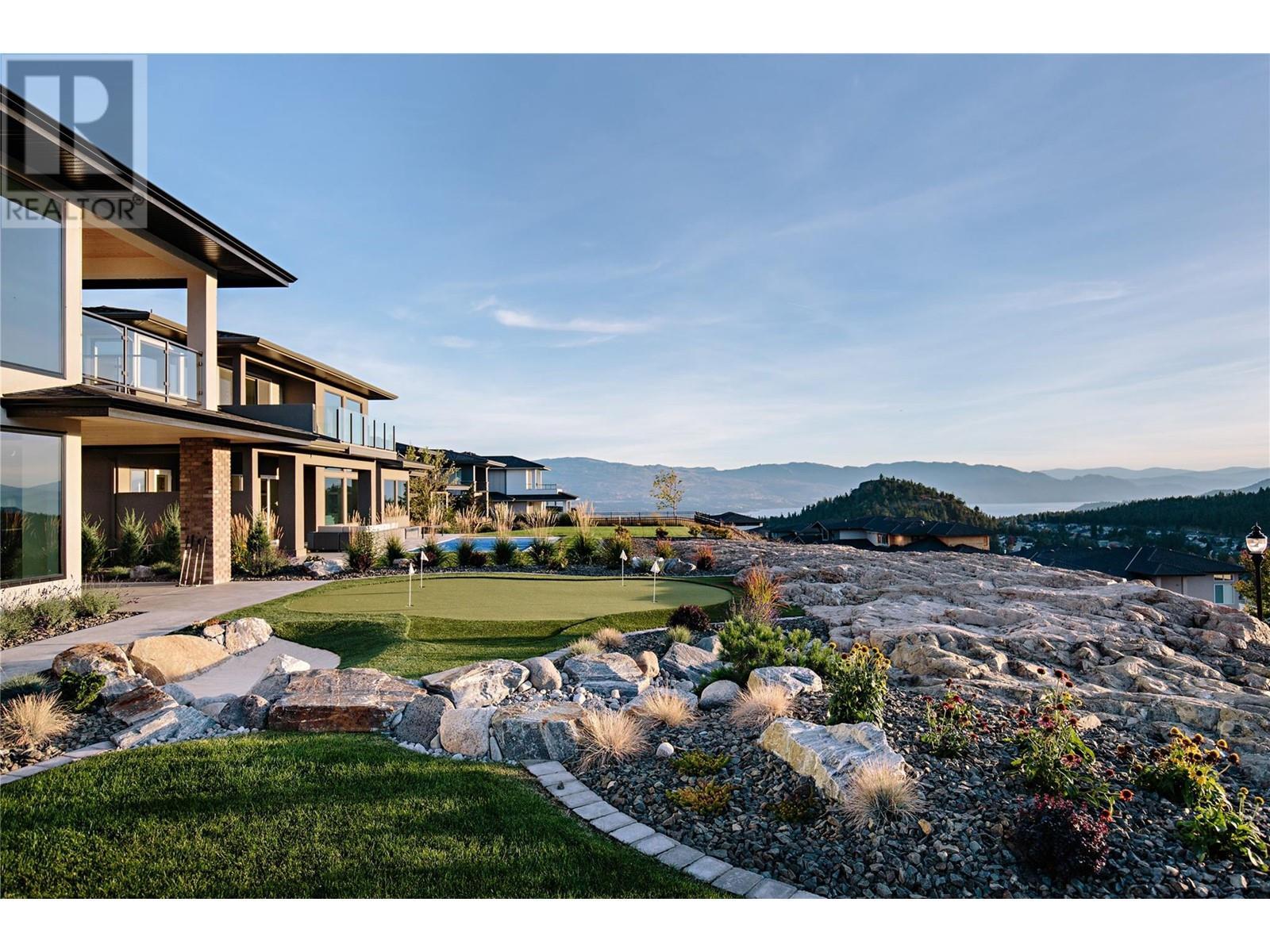 












1462 Rocky Point Drive

,
Kelowna,




British Columbia
V1V3E3

