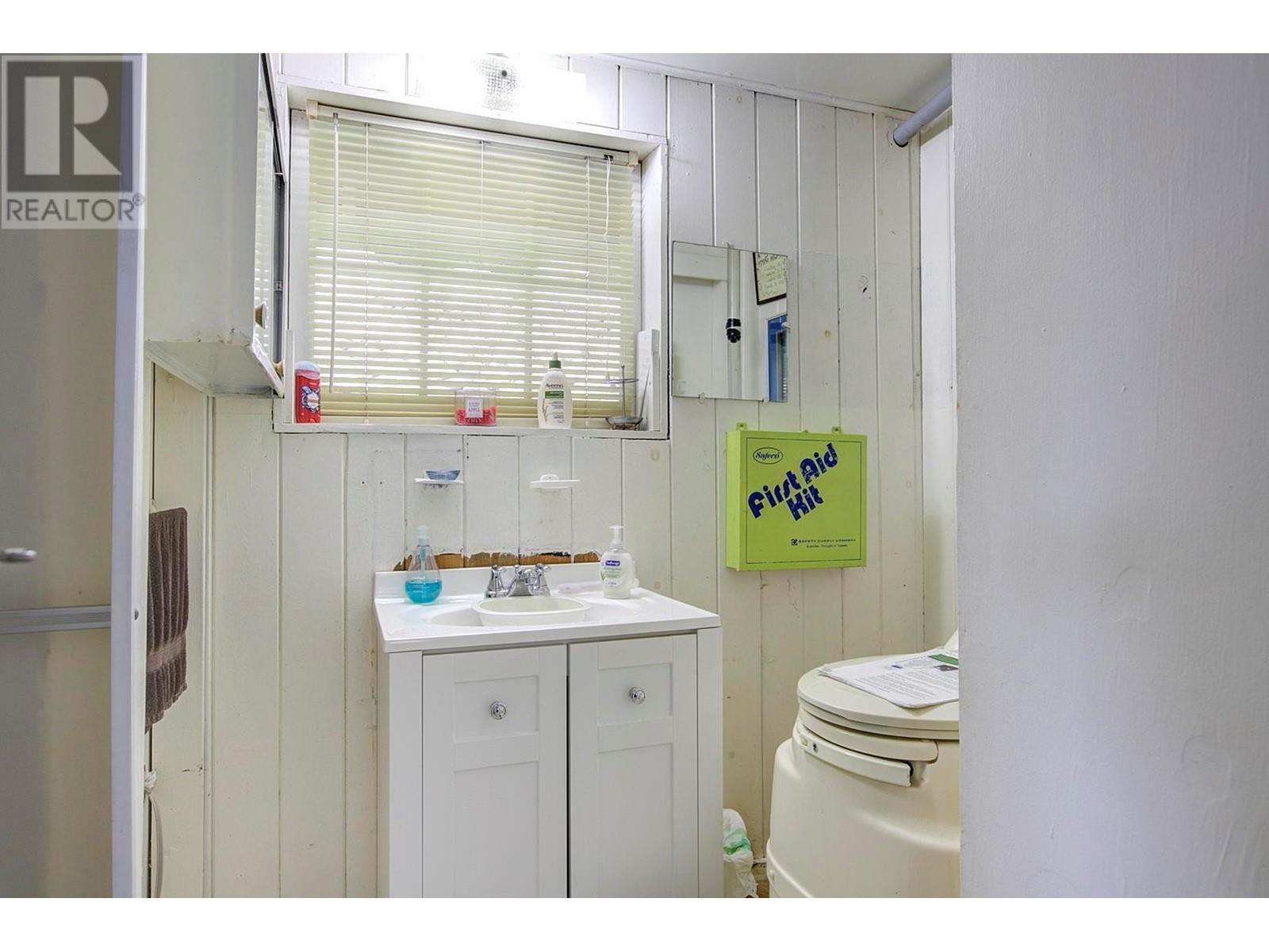 












3602 Mabel Lake Road Unit# 5

,
Lumby,







British Columbia
V0E2G6

