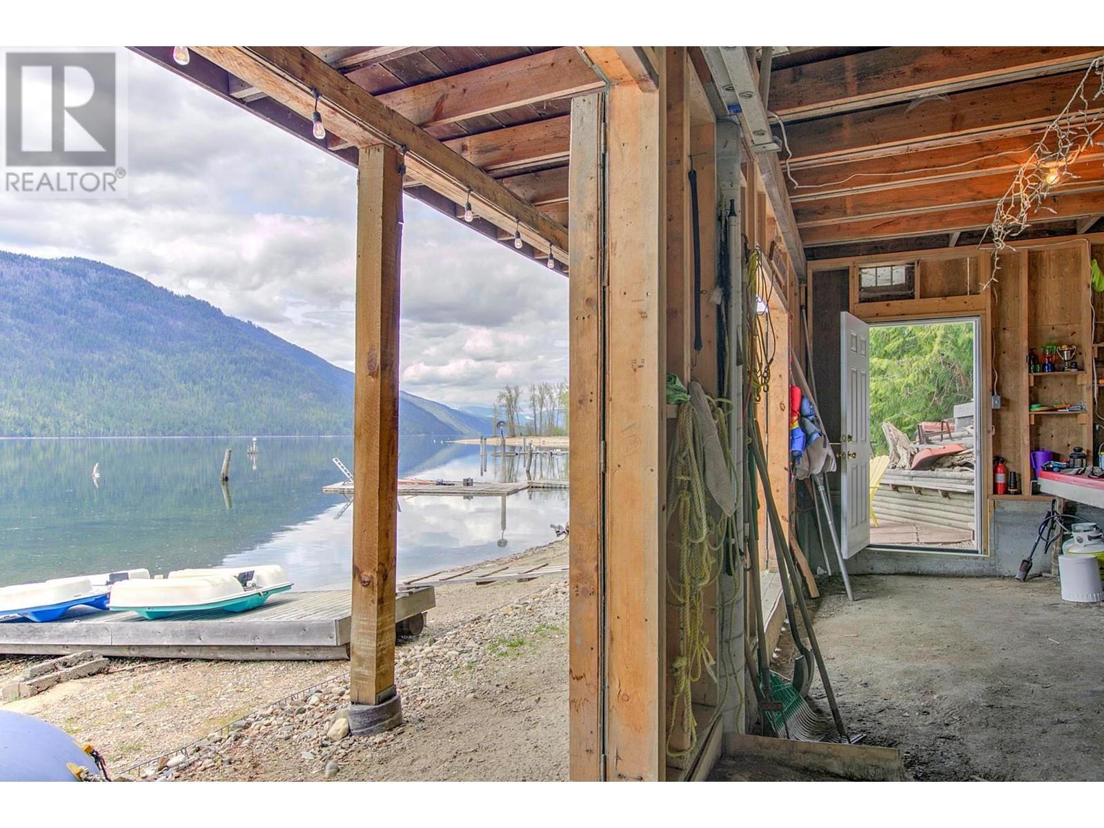 












3602 Mabel Lake Road Unit# 5

,
Lumby,







British Columbia
V0E2G6

