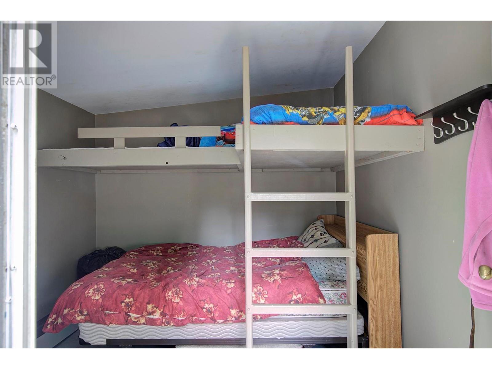 












3602 Mabel Lake Road Unit# 5

,
Lumby,







British Columbia
V0E2G6

