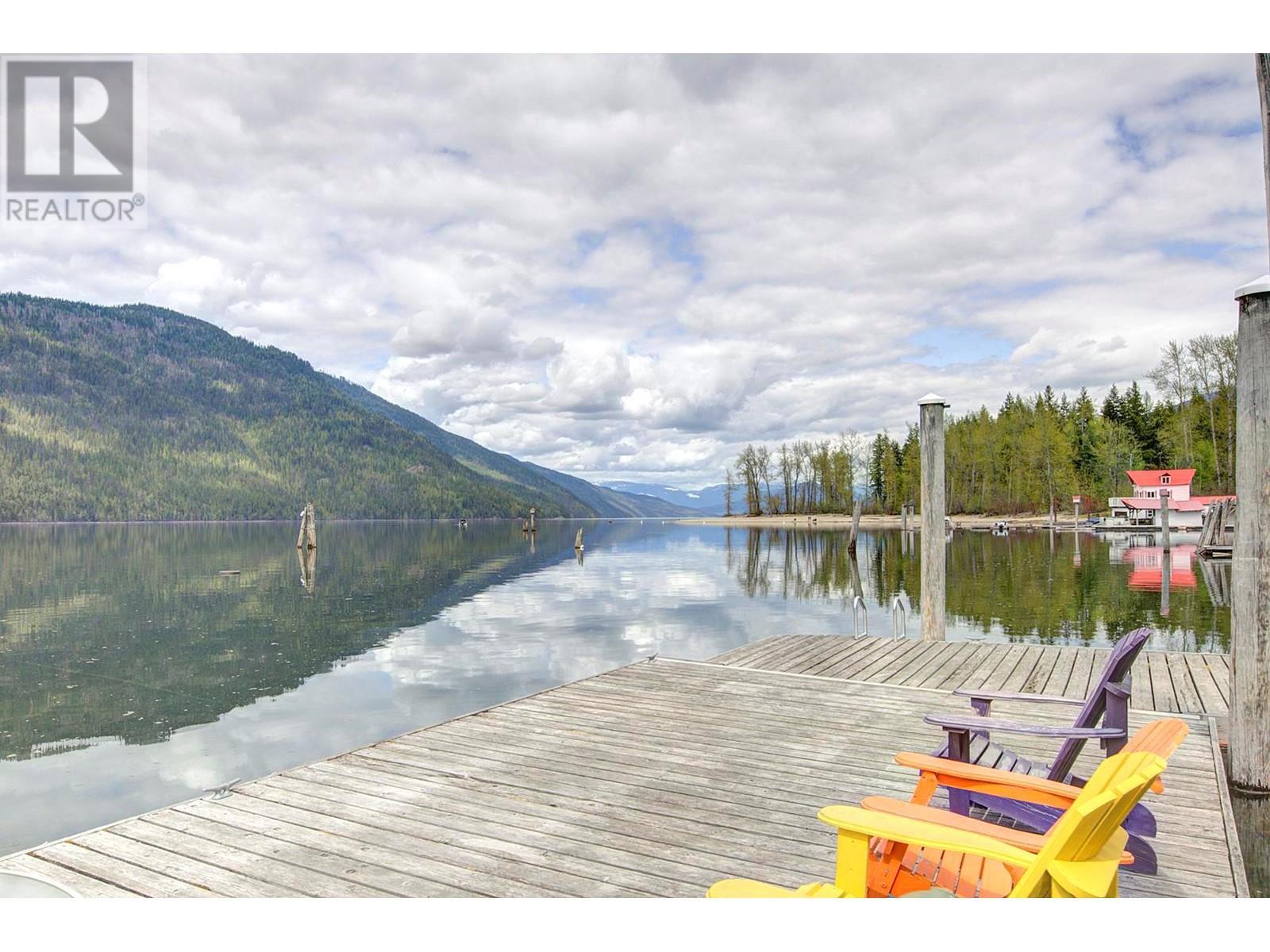 












3602 Mabel Lake Road Unit# 5

,
Lumby,







British Columbia
V0E2G6

