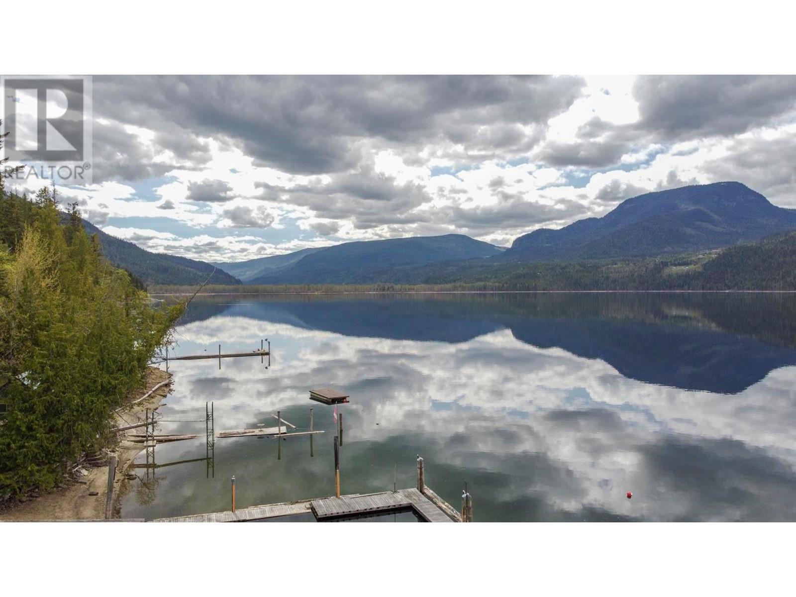 












3602 Mabel Lake Road Unit# 5

,
Lumby,







British Columbia
V0E2G6

