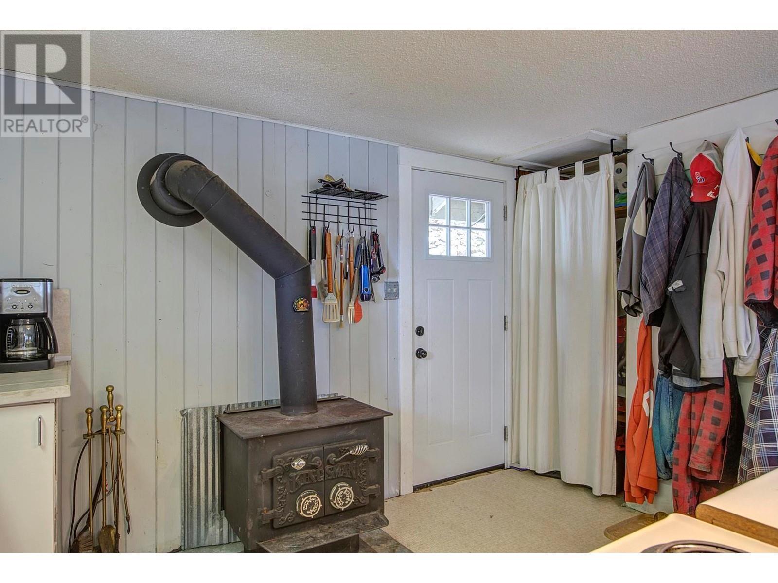 












3602 Mabel Lake Road Unit# 5

,
Lumby,







British Columbia
V0E2G6

