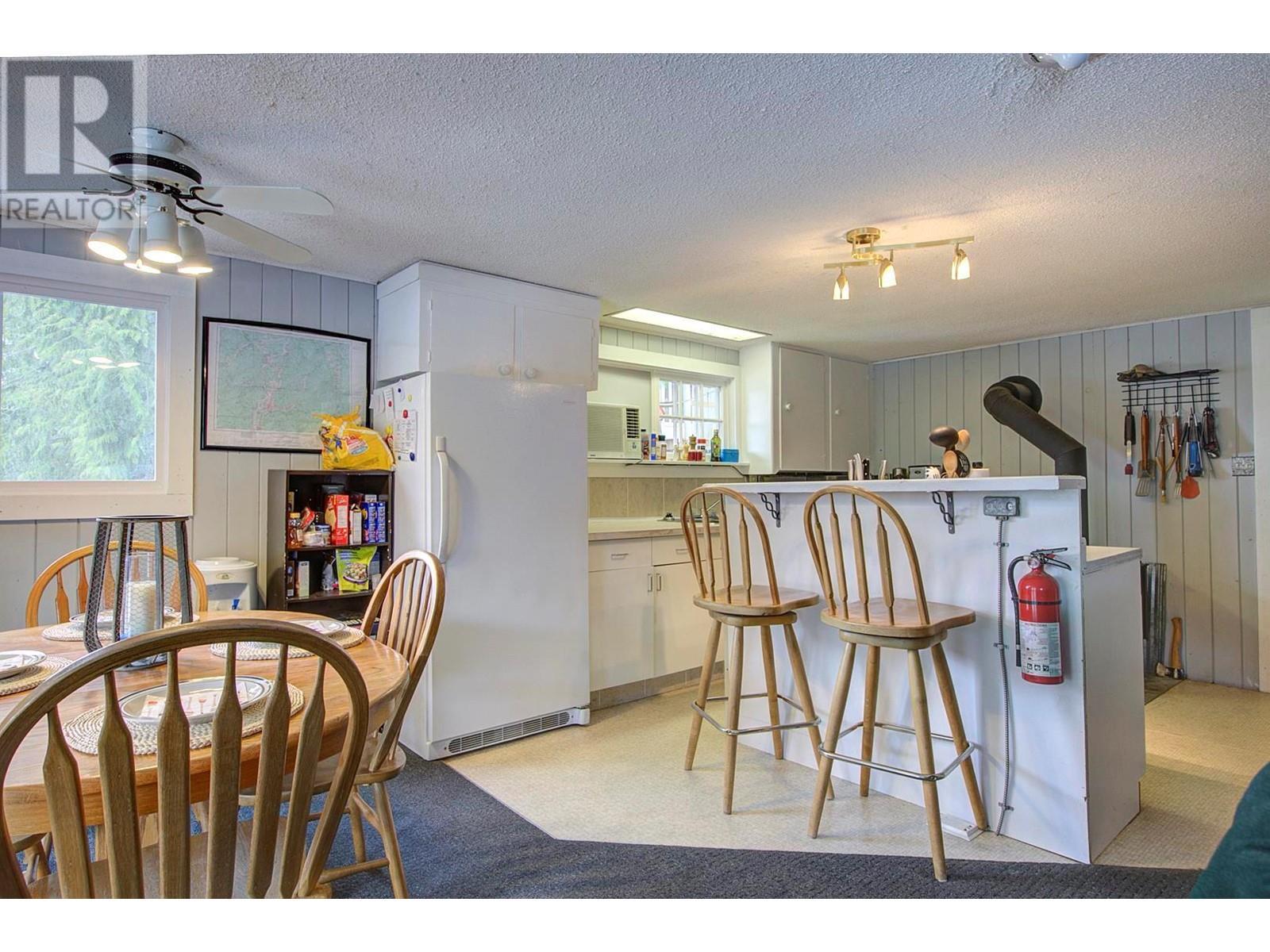 












3602 Mabel Lake Road Unit# 5

,
Lumby,







British Columbia
V0E2G6

