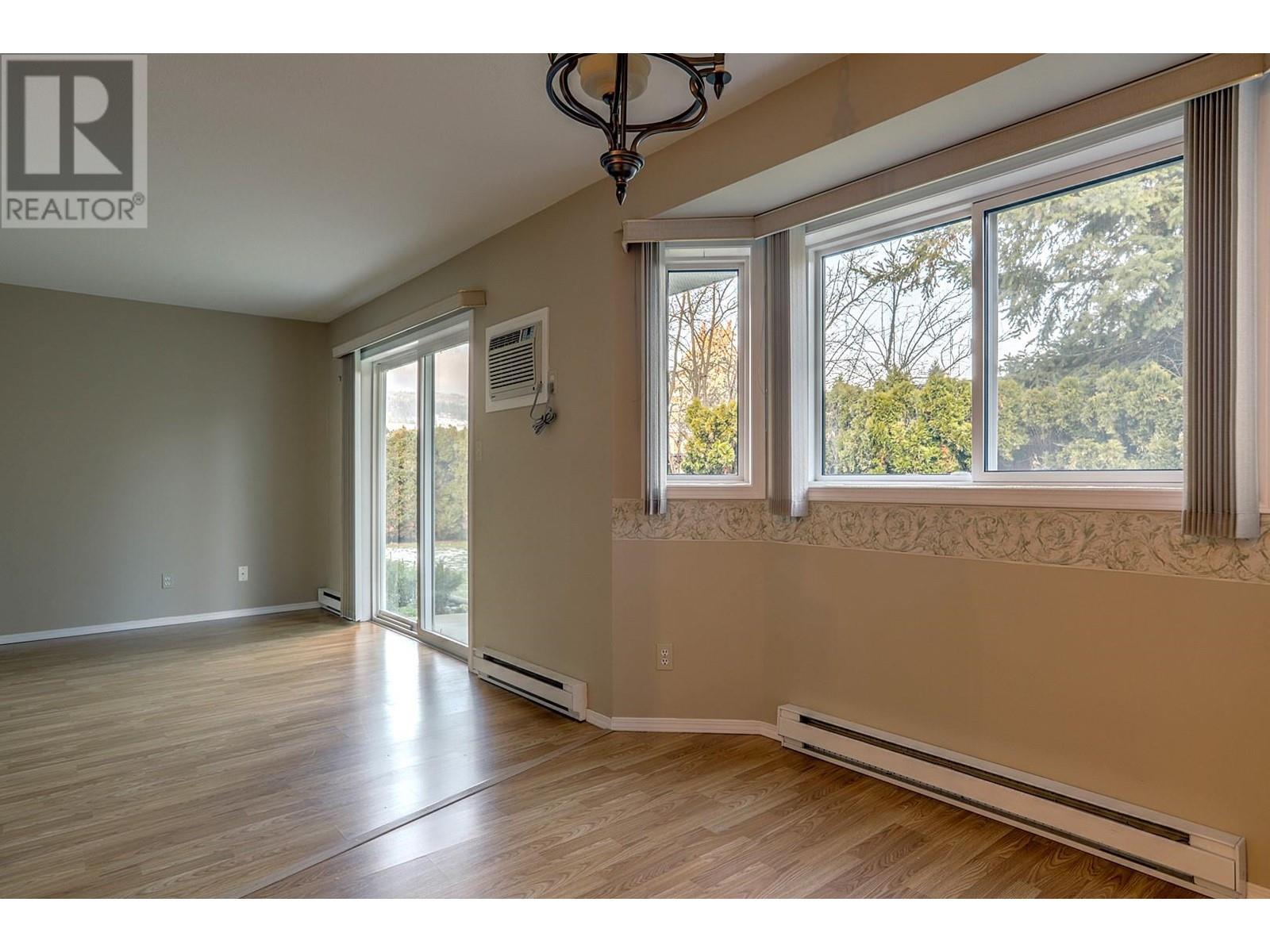 












211 Kildonan Avenue Unit# 107

,
Enderby,




British Columbia
V0E1V0

