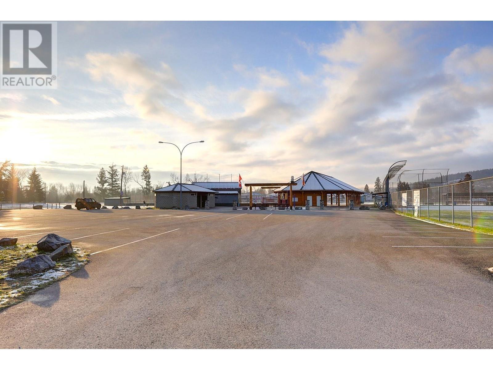












211 Kildonan Avenue Unit# 107

,
Enderby,




British Columbia
V0E1V0

