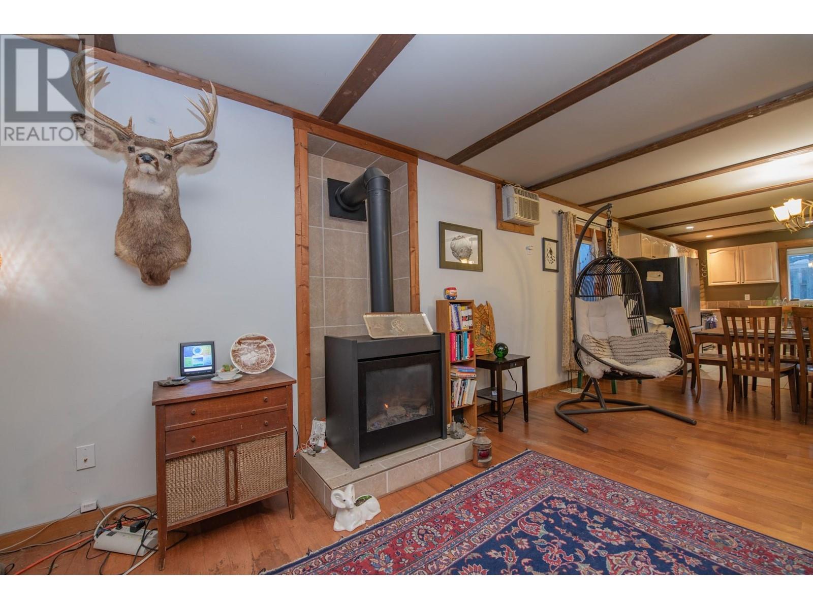 












674 Cougar Street

,
Vernon,




British Columbia
V1H2A1

