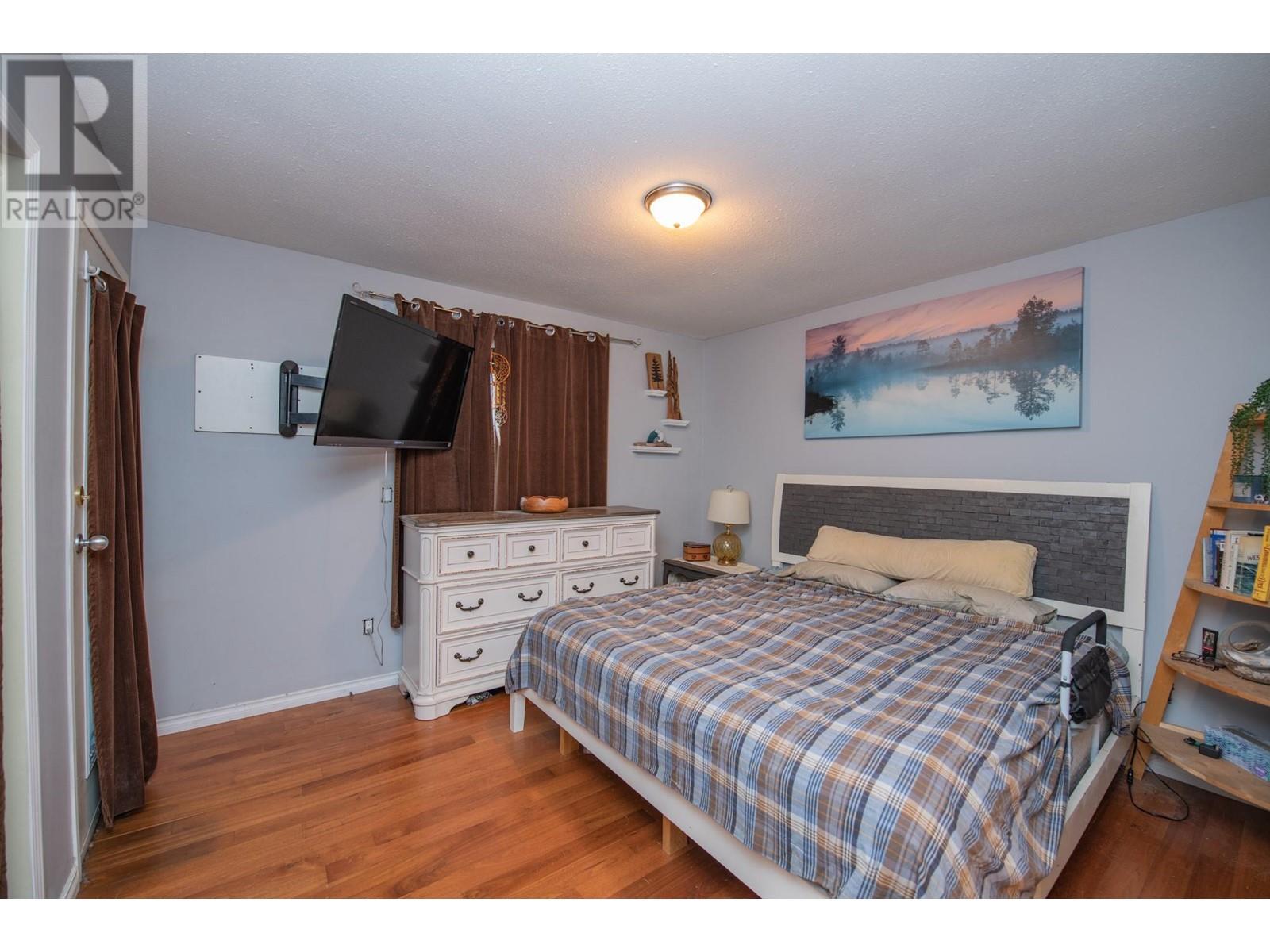












674 Cougar Street

,
Vernon,




British Columbia
V1H2A1

