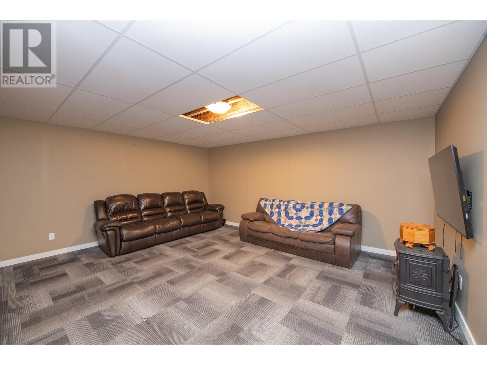 












674 Cougar Street

,
Vernon,




British Columbia
V1H2A1

