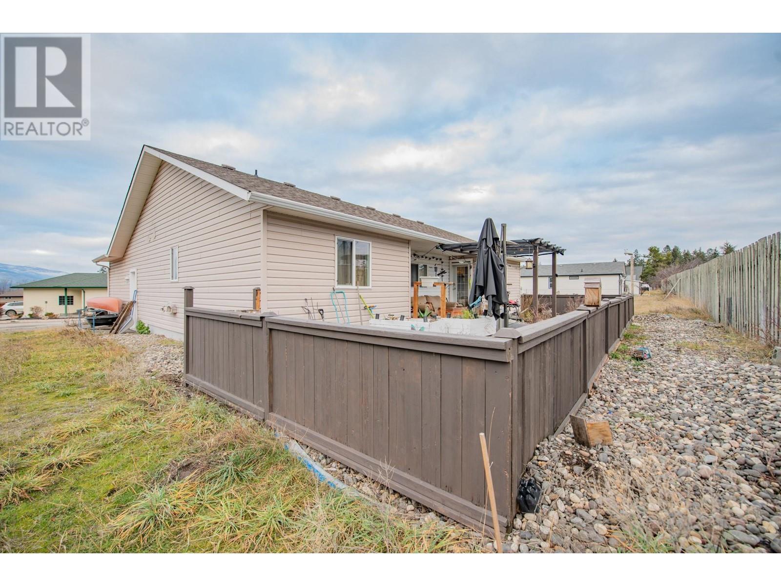 












674 Cougar Street

,
Vernon,




British Columbia
V1H2A1

