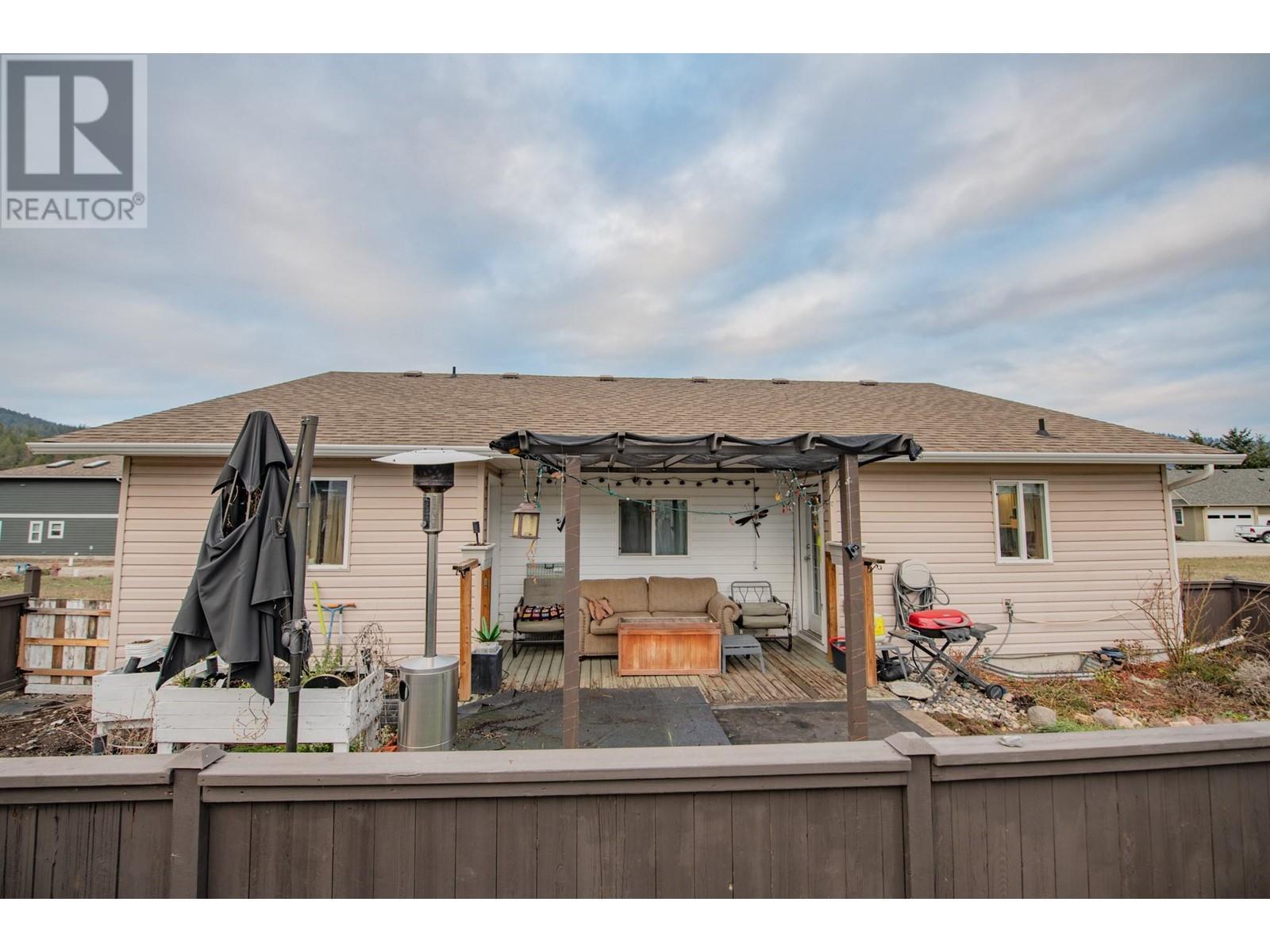 












674 Cougar Street

,
Vernon,




British Columbia
V1H2A1

