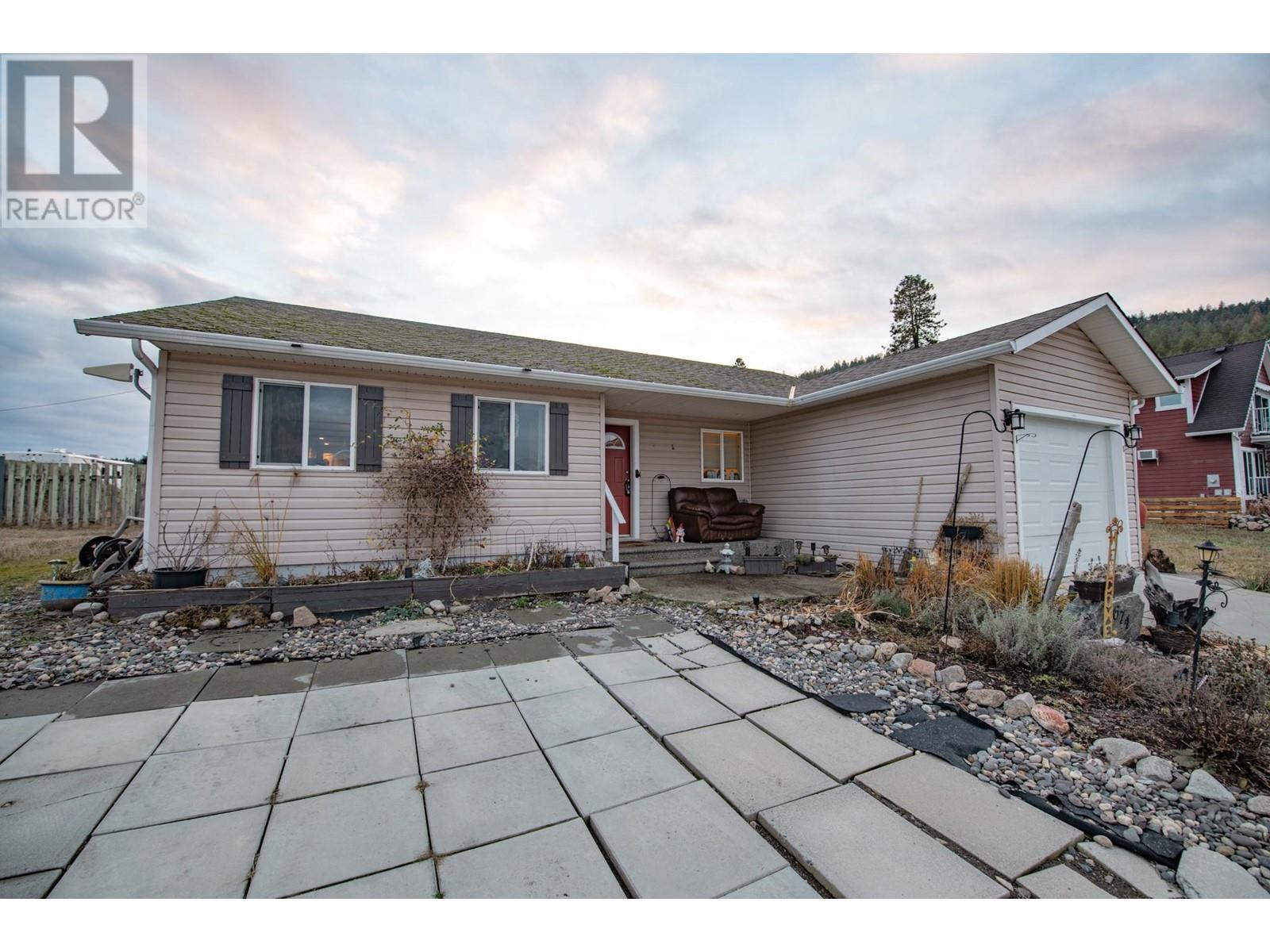 












674 Cougar Street

,
Vernon,




British Columbia
V1H2A1

