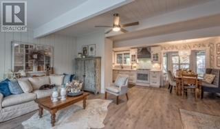 












157-163 Cariboo Road

,
Kelowna,




British Columbia
V1V2E4

