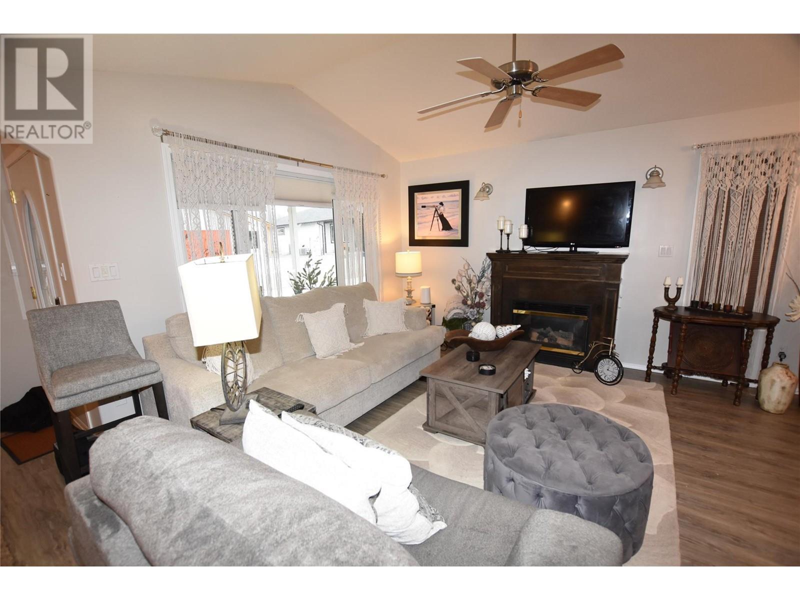 












606 Nighthawk Avenue

,
Vernon,




British Columbia
V1H2A1

