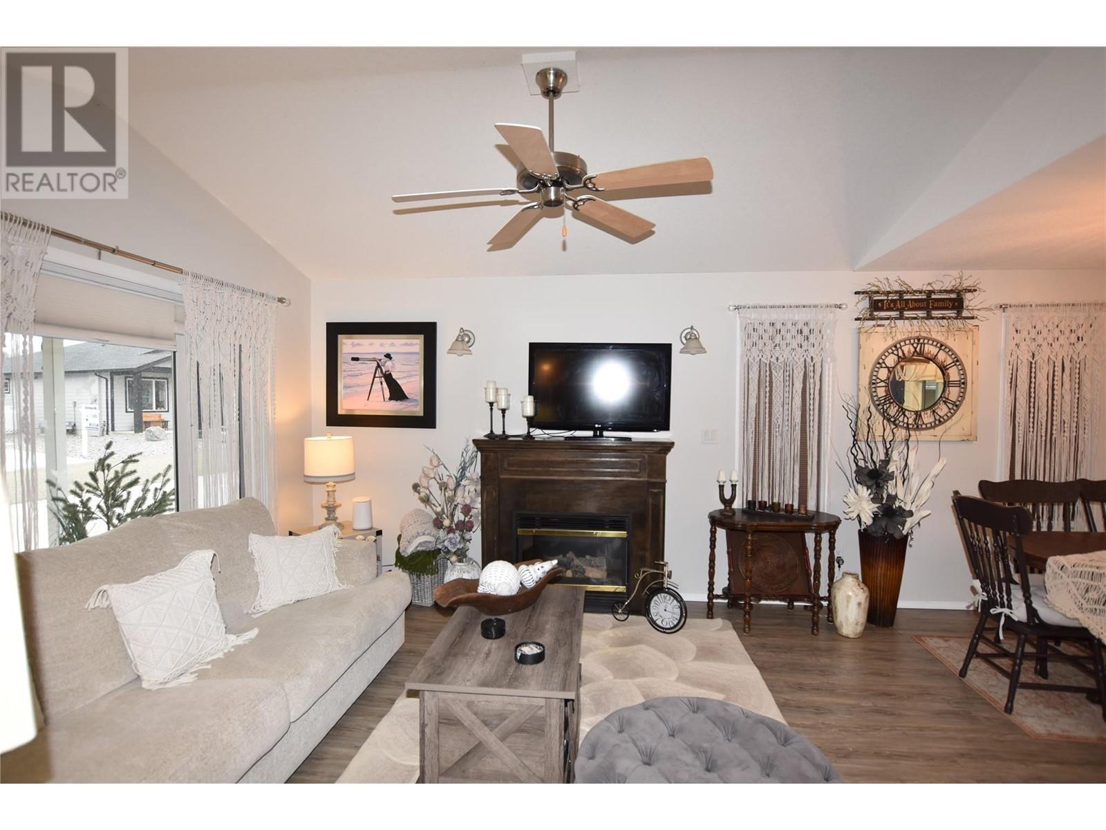 












606 Nighthawk Avenue

,
Vernon,




British Columbia
V1H2A1

