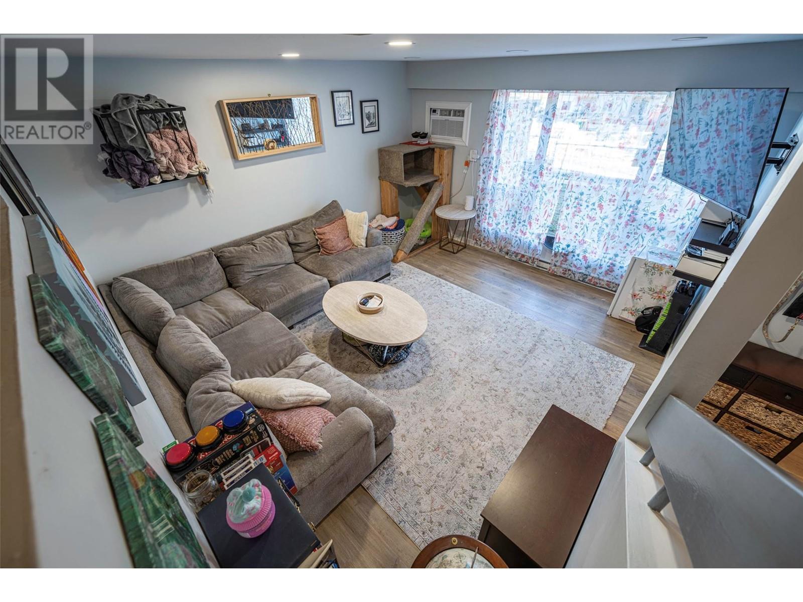 












3800 40 Avenue Unit# 13

,
Vernon,




British Columbia
V1T6S3


