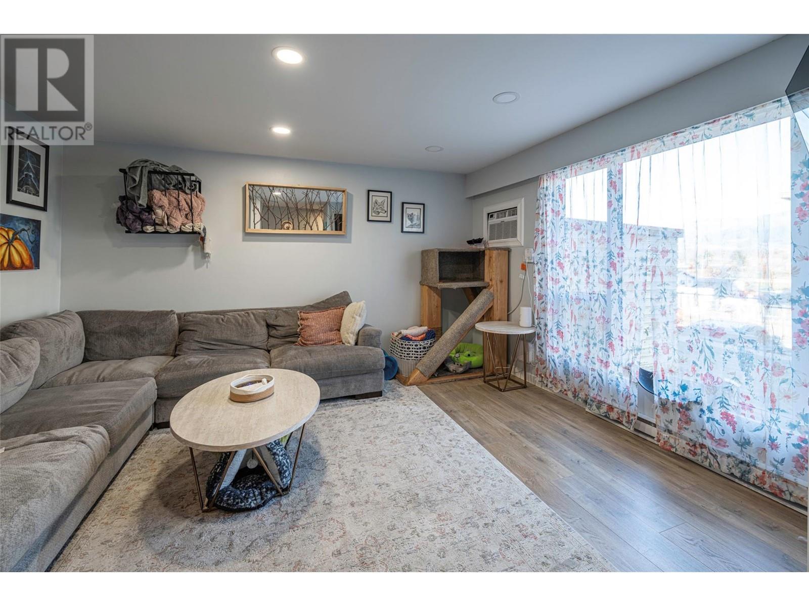 












3800 40 Avenue Unit# 13

,
Vernon,




British Columbia
V1T6S3

