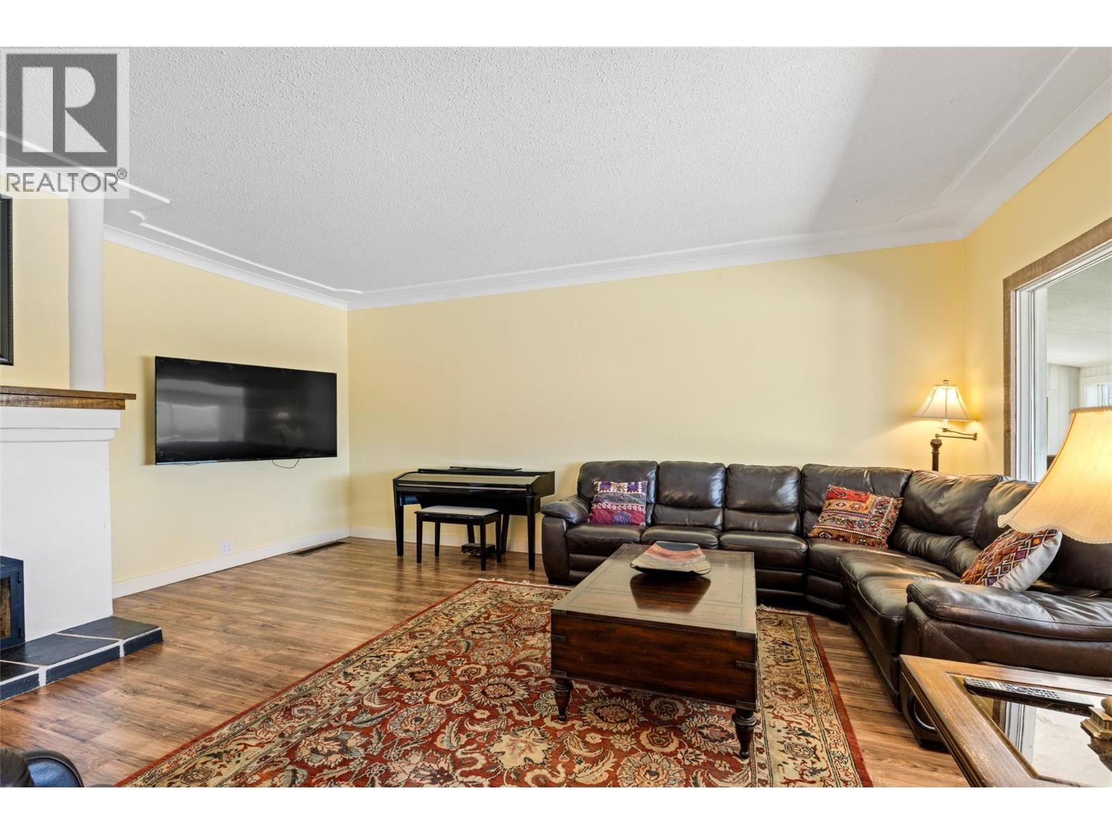 












3299 McCulloch Road

,
Kelowna,




British Columbia
V1W4G5

