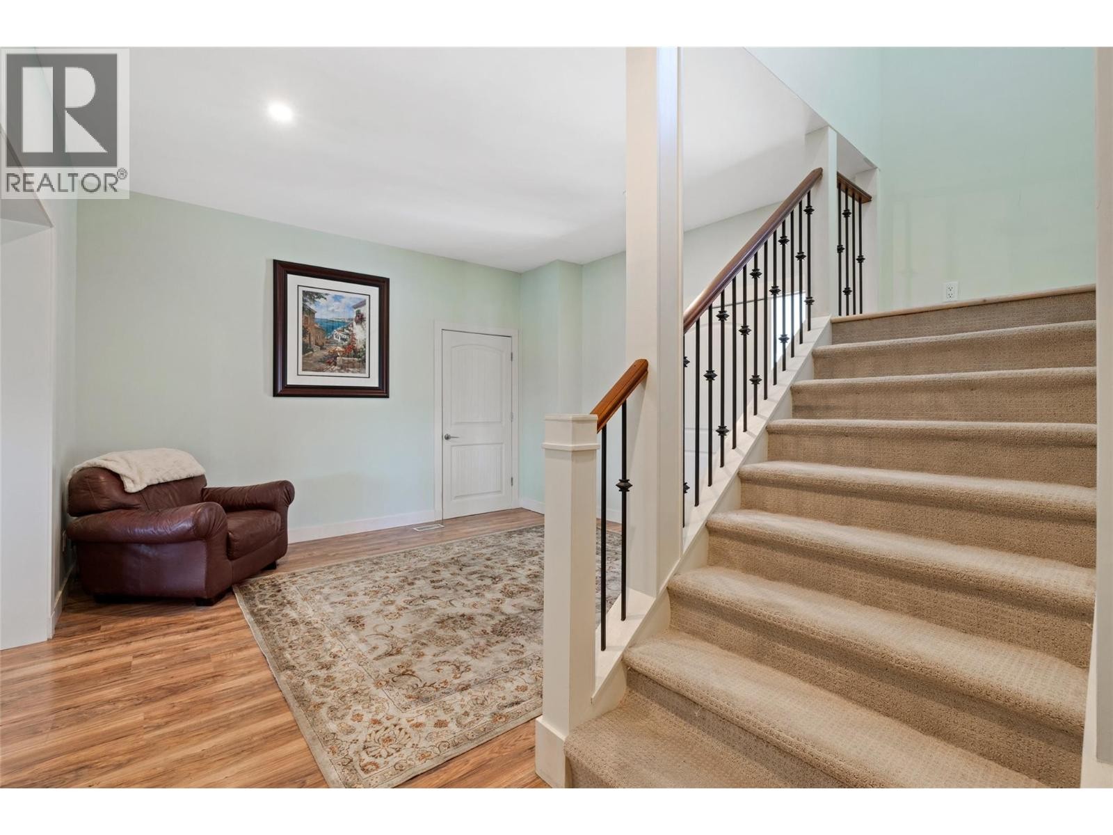 












3299 McCulloch Road

,
Kelowna,




British Columbia
V1W4G5


