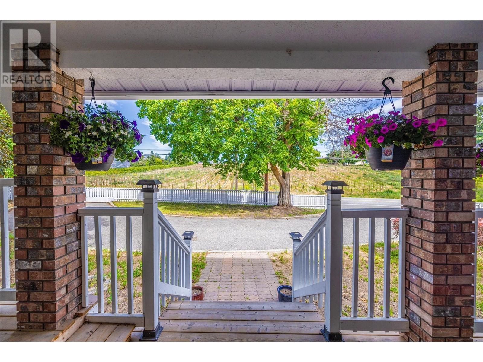 












3299 McCulloch Road

,
Kelowna,




British Columbia
V1W4G5

