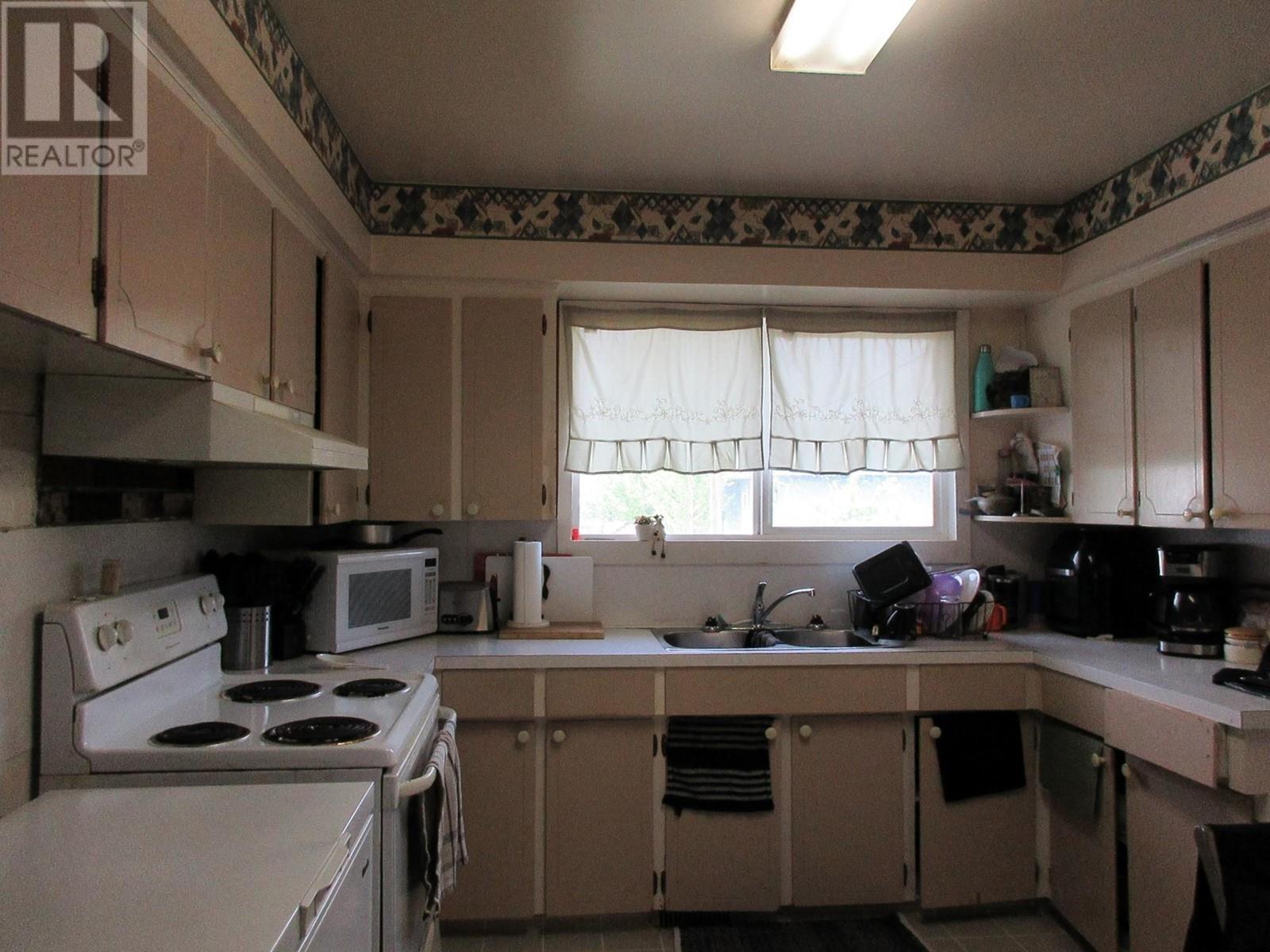 












1814 Douglas Street

,
Merritt,




British Columbia
V1K1G7


