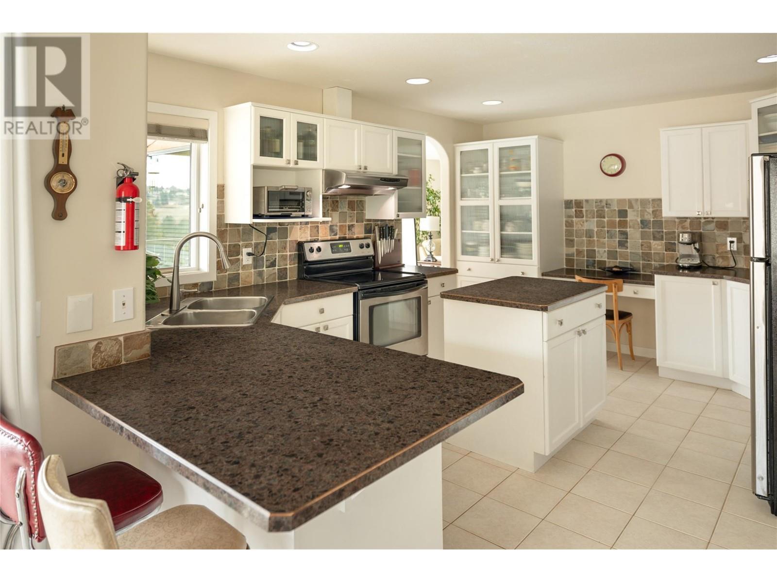 












1068 Caledonia Way

,
West Kelowna,




British Columbia
V1Z3N7

