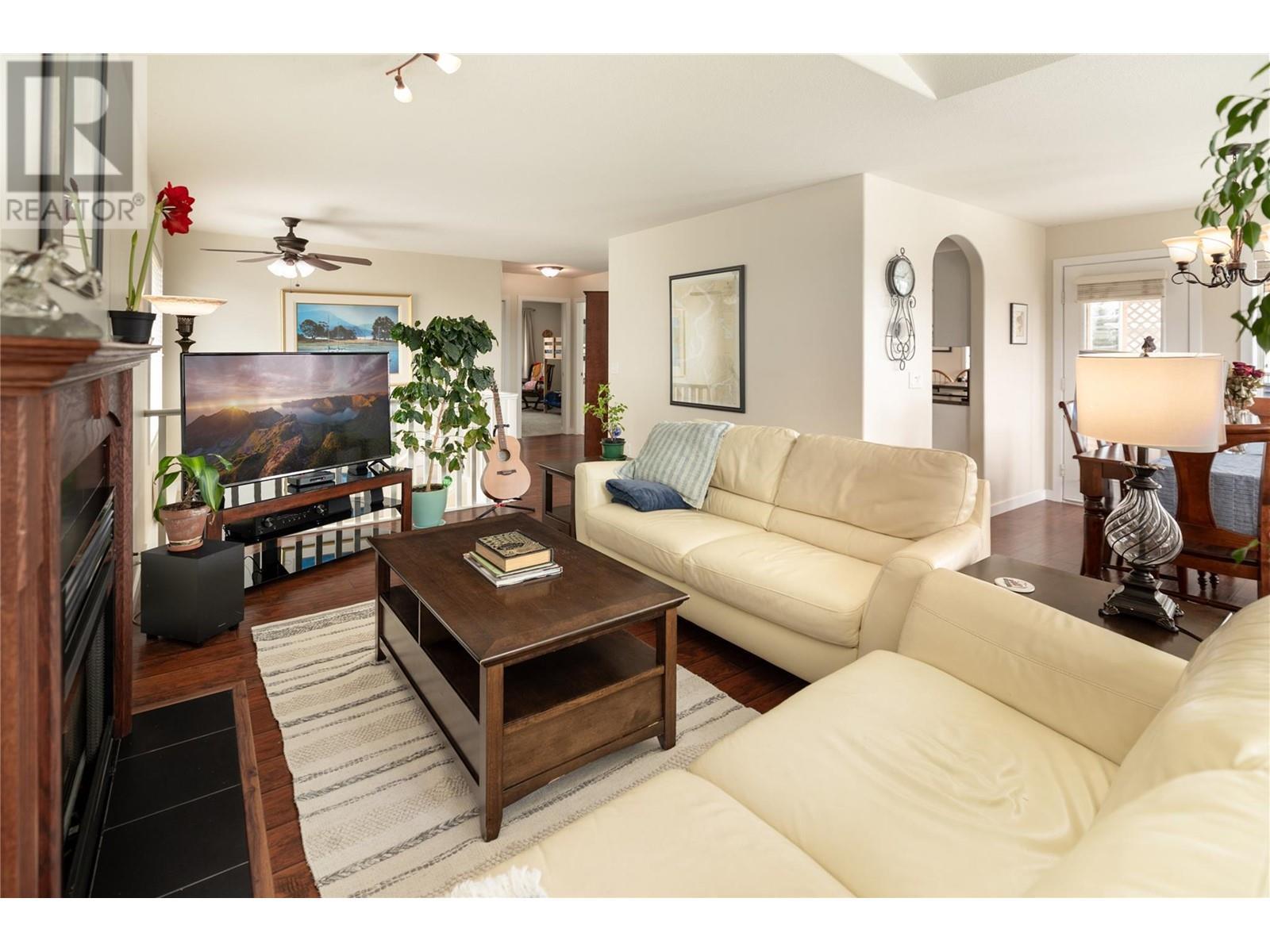 












1068 Caledonia Way

,
West Kelowna,




British Columbia
V1Z3N7

