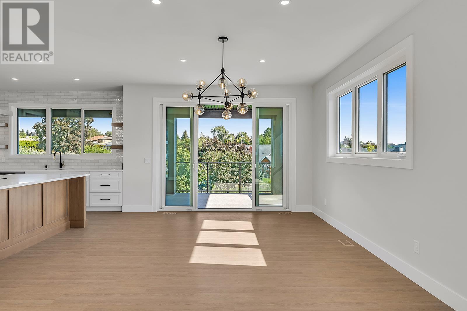 












1054 Oak Barrel Place

,
West Kelowna,




British Columbia
V1Z0A6

