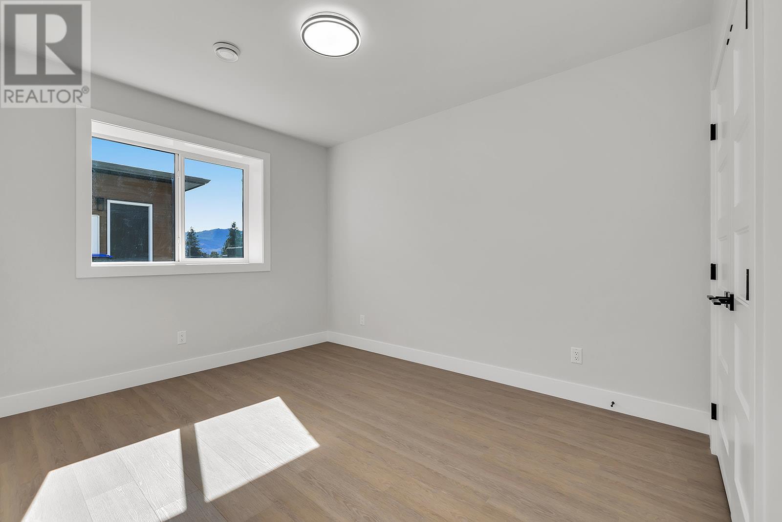 












1054 Oak Barrel Place

,
West Kelowna,




British Columbia
V1Z0A6

