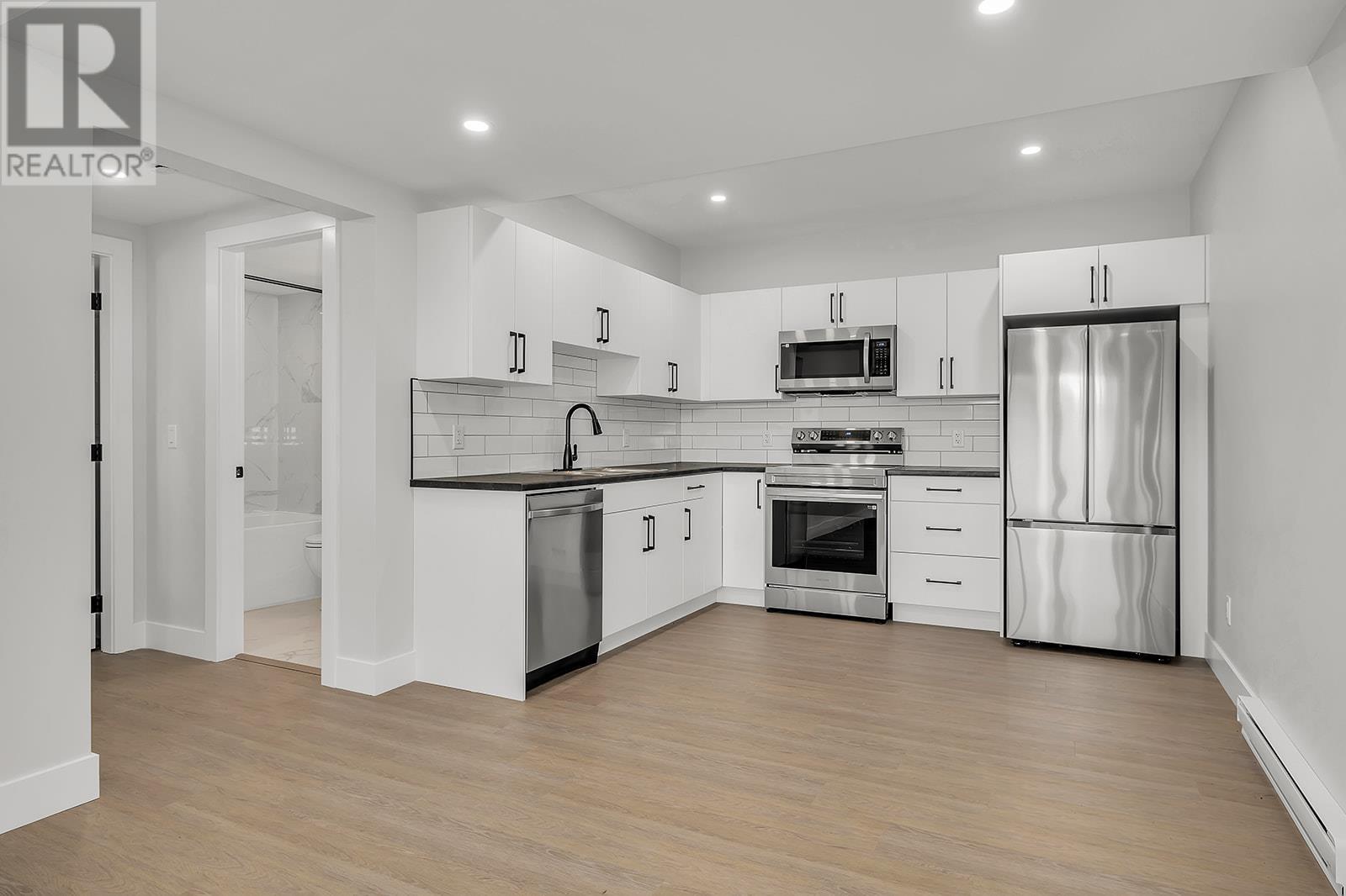 












1054 Oak Barrel Place

,
West Kelowna,




British Columbia
V1Z0A6

