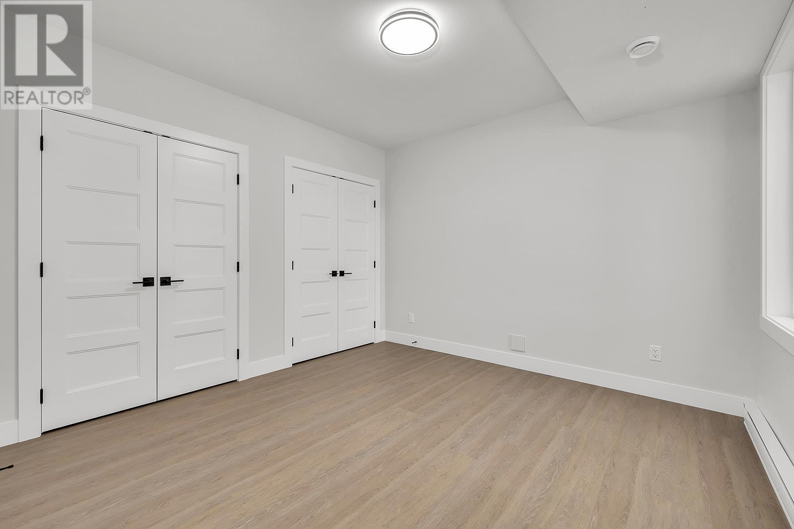 












1054 Oak Barrel Place

,
West Kelowna,




British Columbia
V1Z0A6

