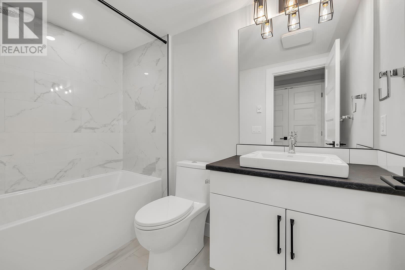 












1054 Oak Barrel Place

,
West Kelowna,




British Columbia
V1Z0A6

