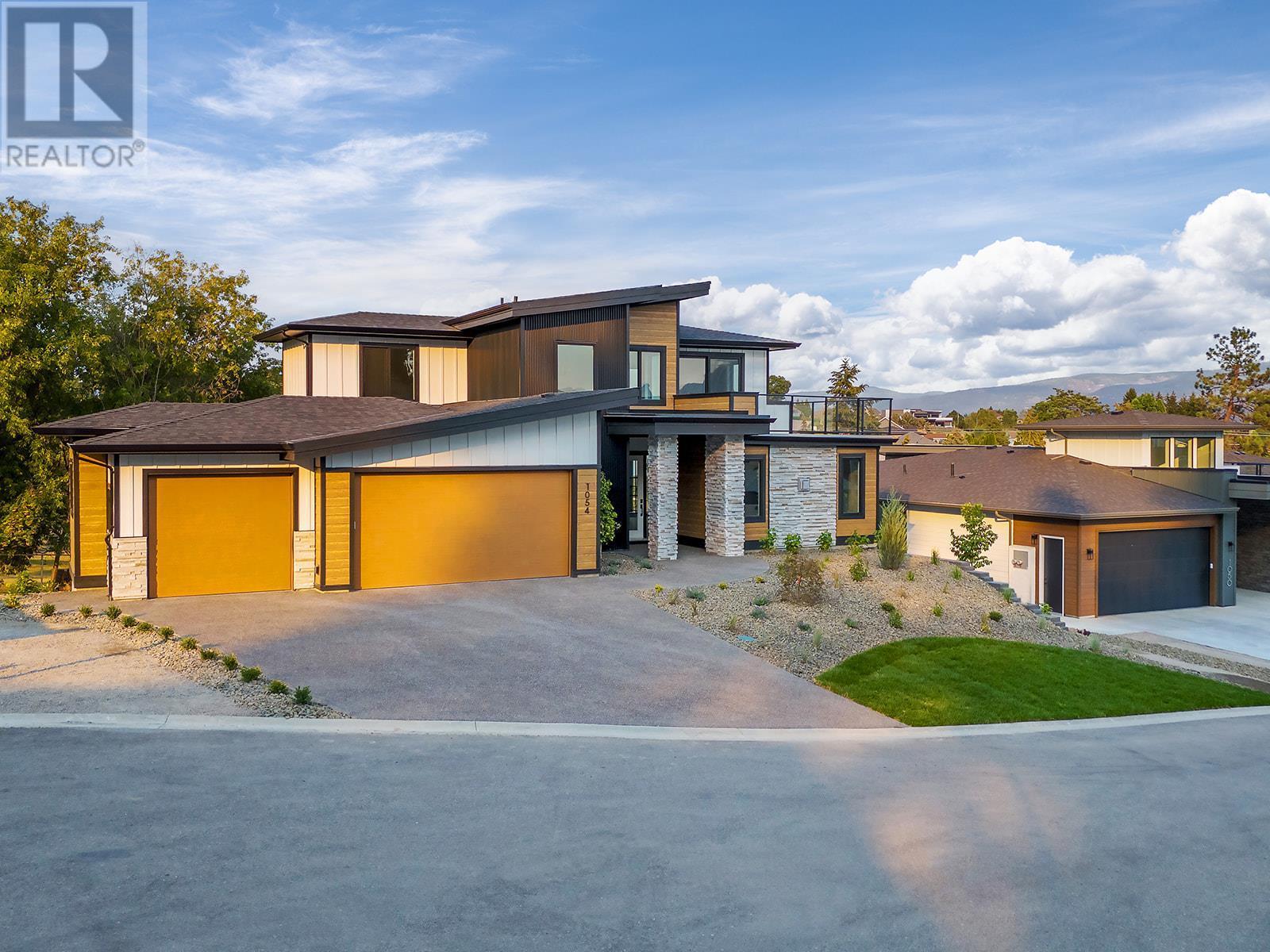 












1054 Oak Barrel Place

,
West Kelowna,




British Columbia
V1Z0A6

