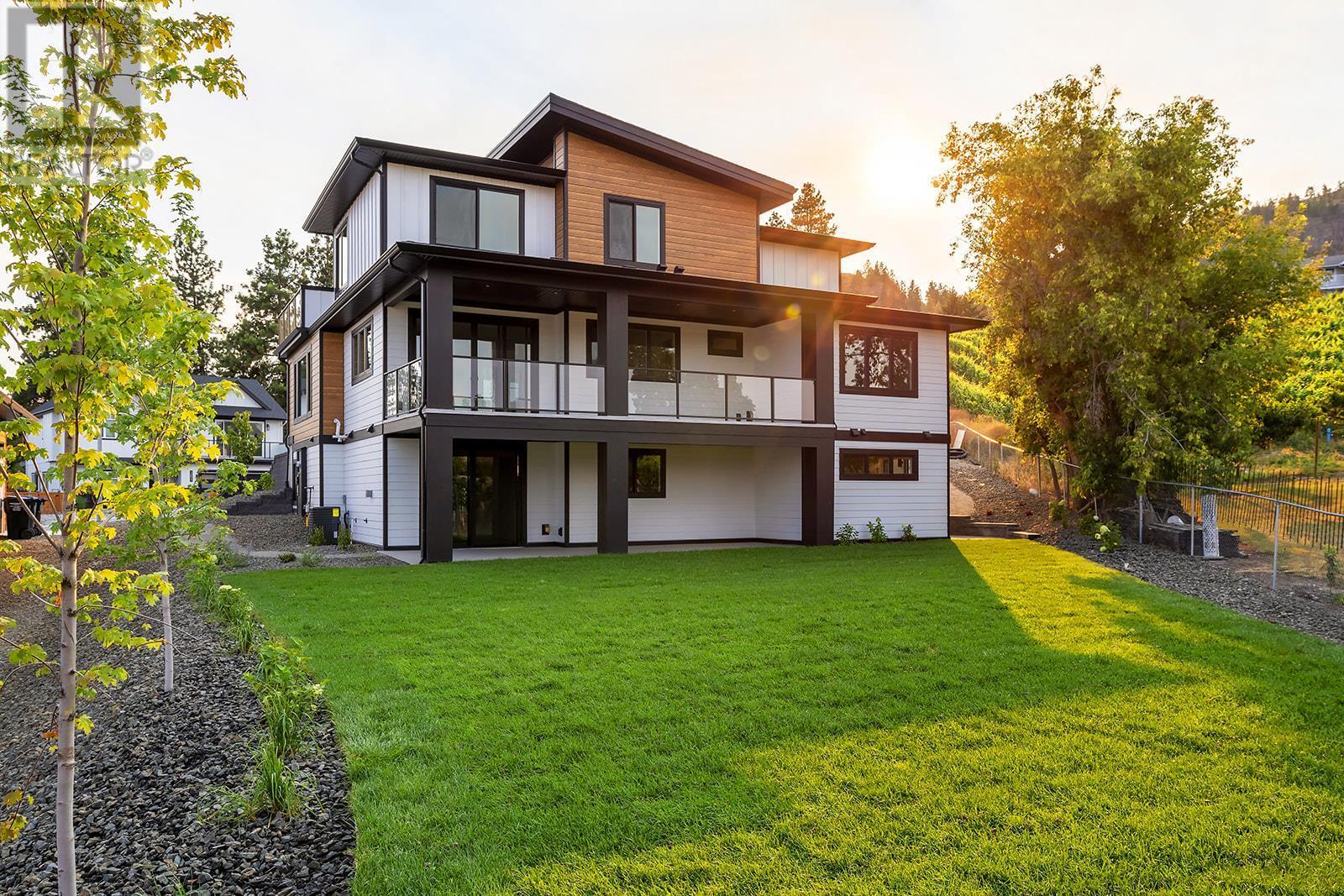 












1054 Oak Barrel Place

,
West Kelowna,




British Columbia
V1Z0A6

