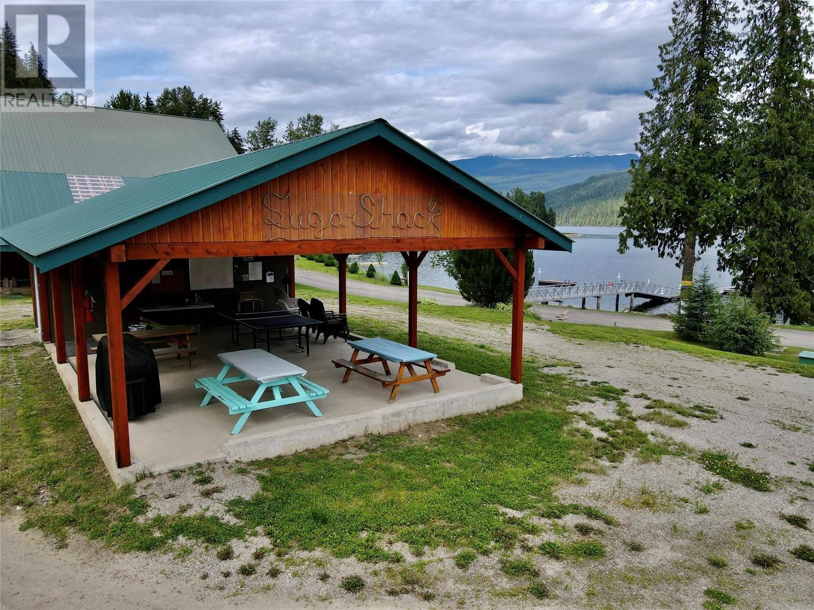 












1681 Sugar Lake Road Unit# 6

,
Cherryville,







British Columbia
V0E2G2

