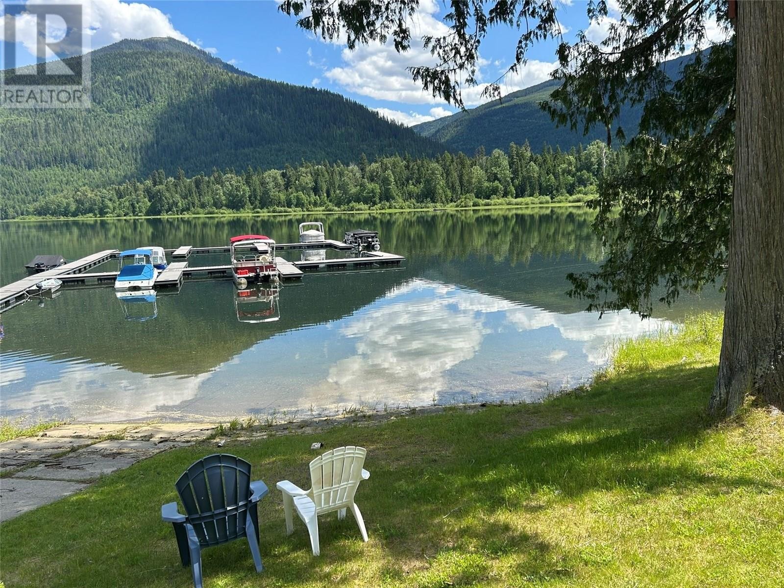 












1681 Sugar Lake Road Unit# 6

,
Cherryville,







British Columbia
V0E2G2


